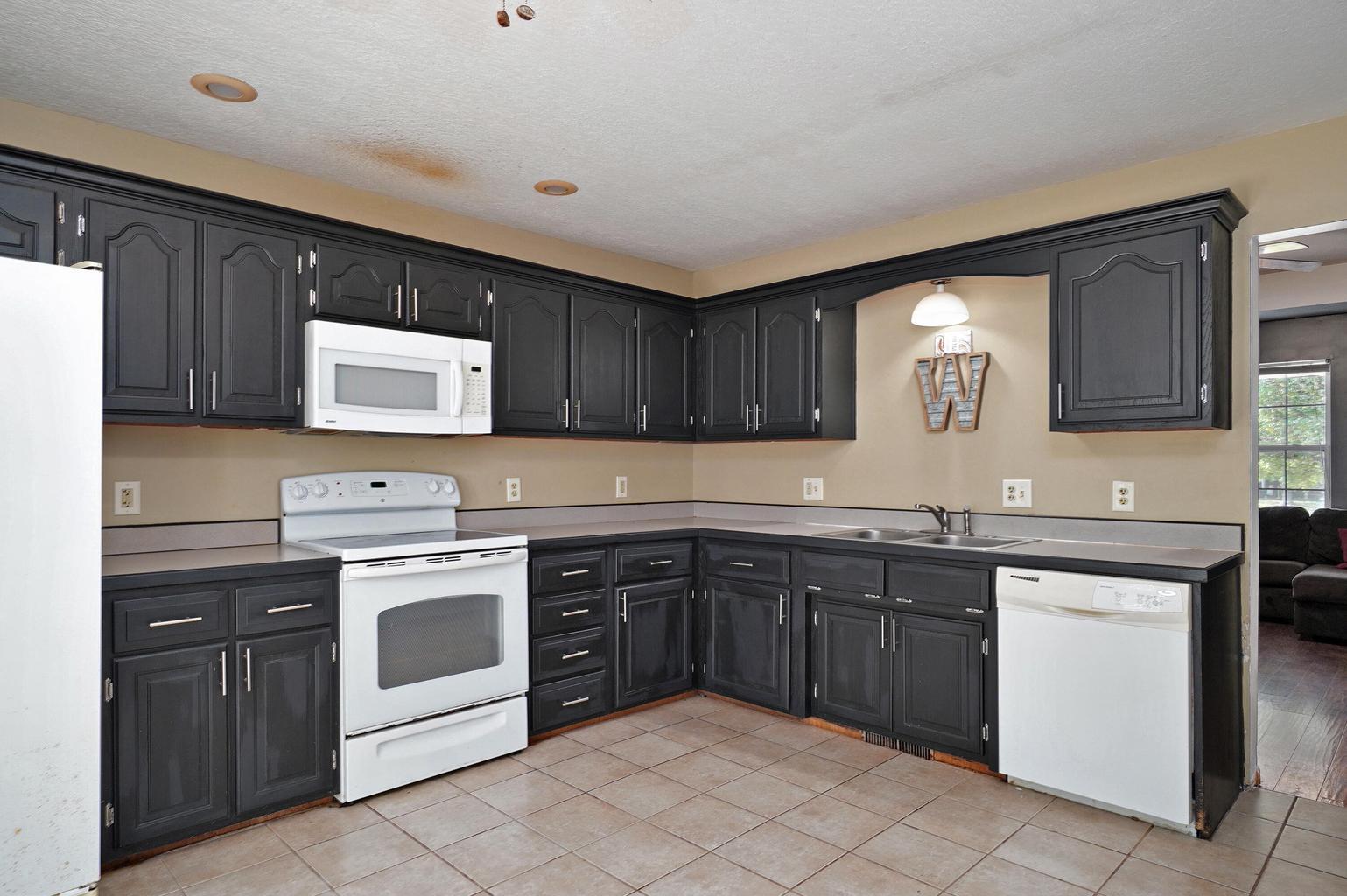 5474 Bradley Avenue Property Photo 7