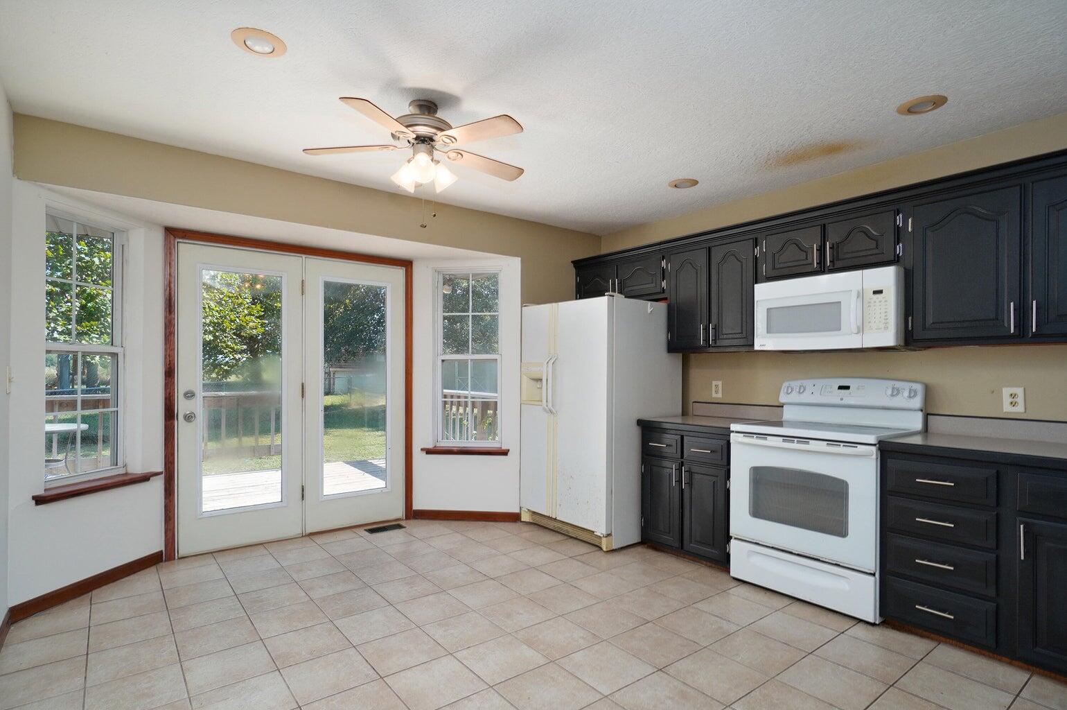 5474 Bradley Avenue Property Photo 9