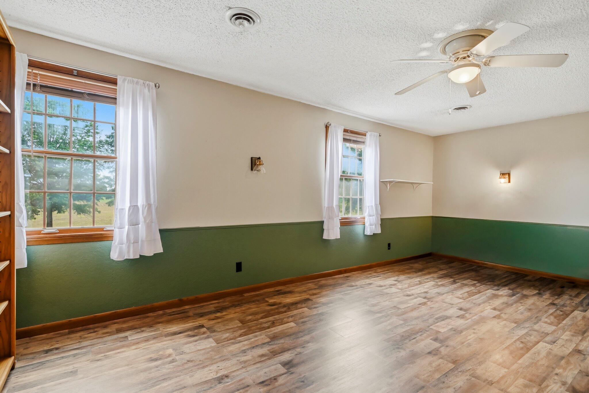 8624 Lawrence 2220 Property Photo 42