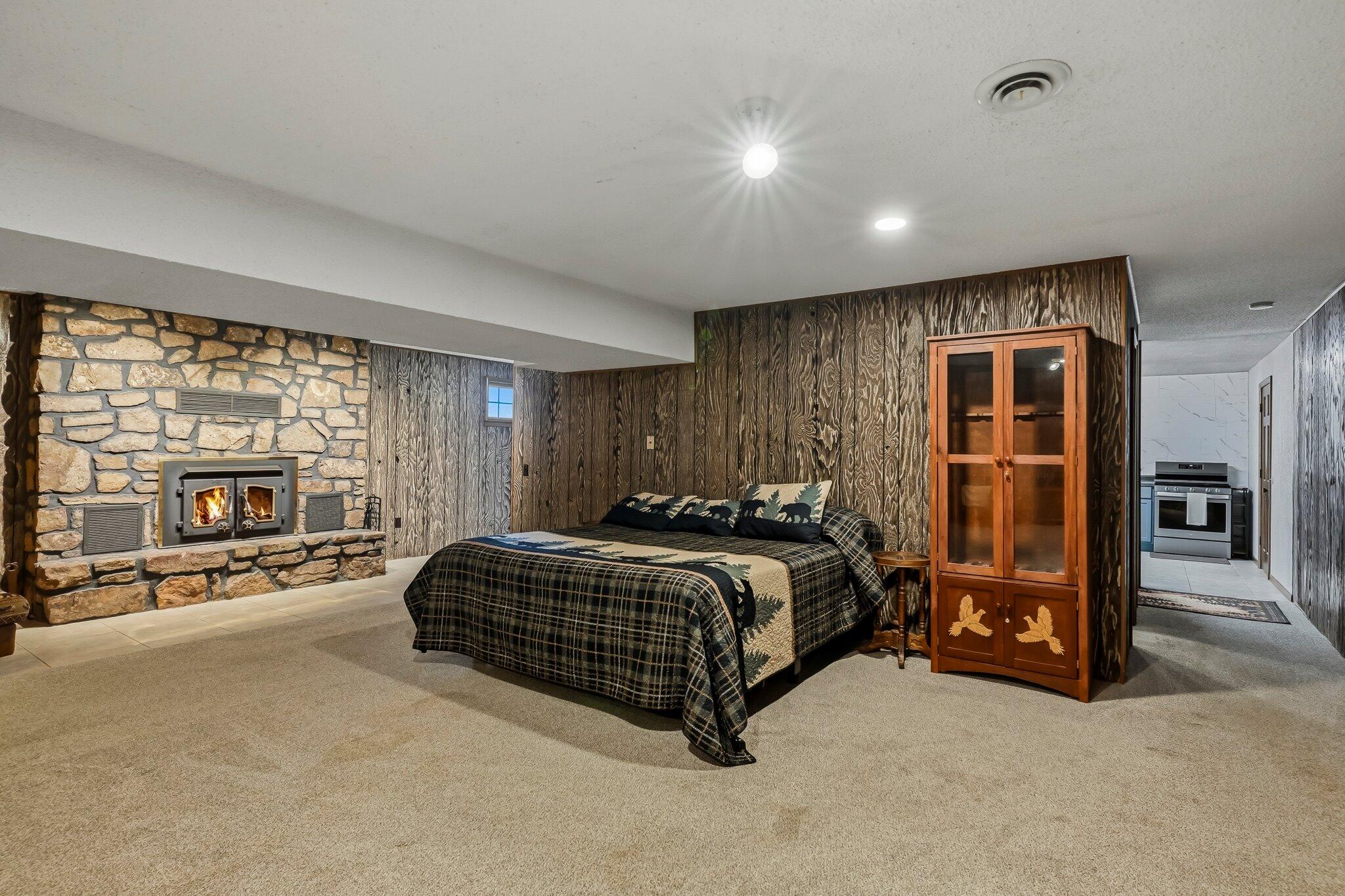 8624 Lawrence 2220 Property Photo 46
