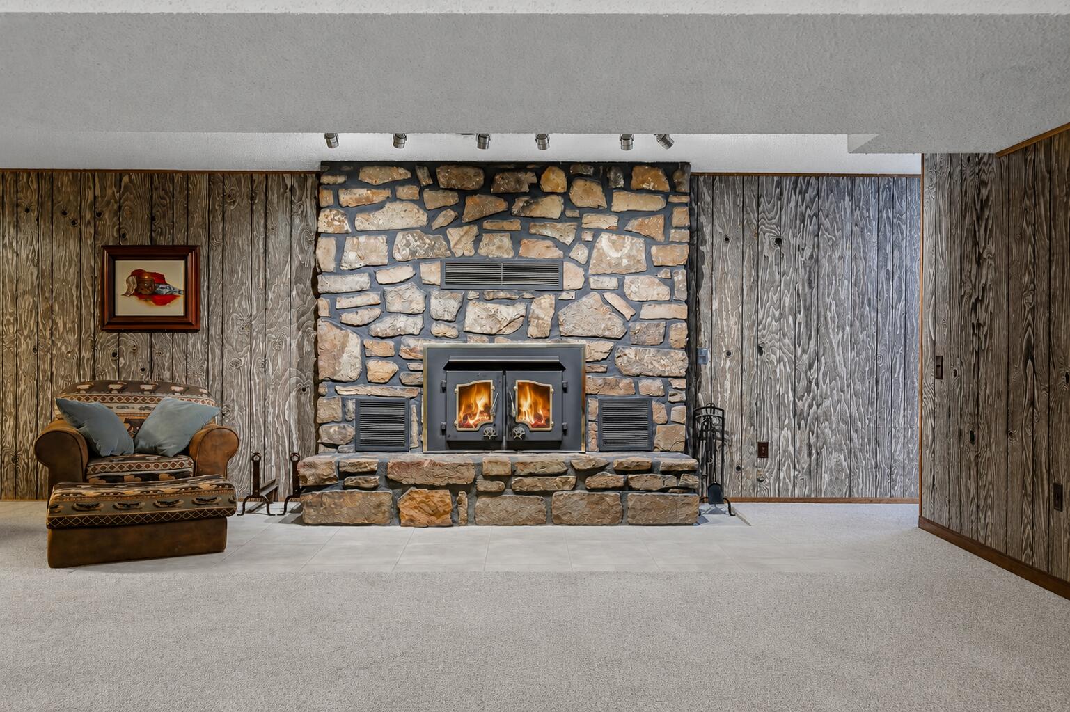 8624 Lawrence 2220 Property Photo 49