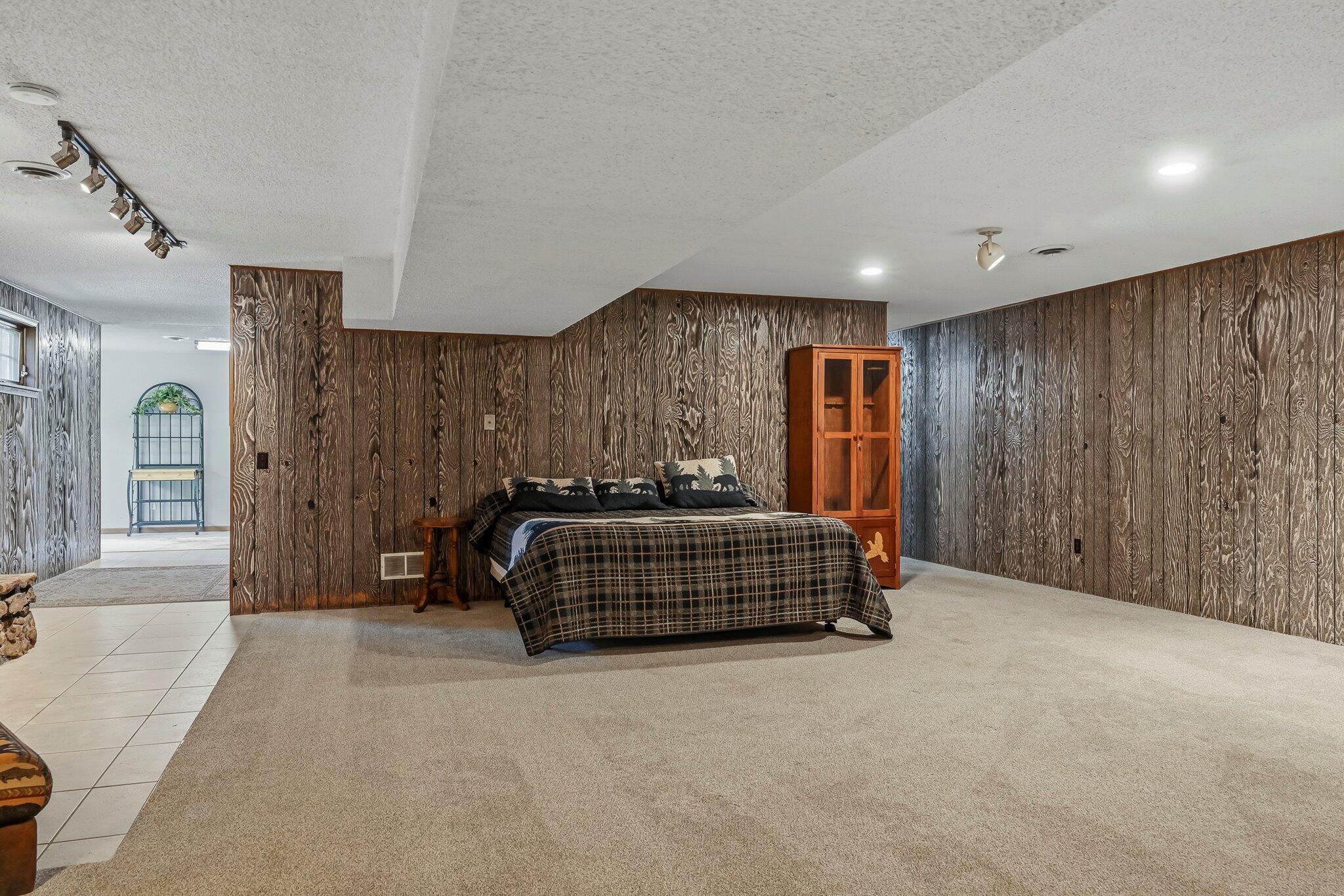 8624 Lawrence 2220 Property Photo 51