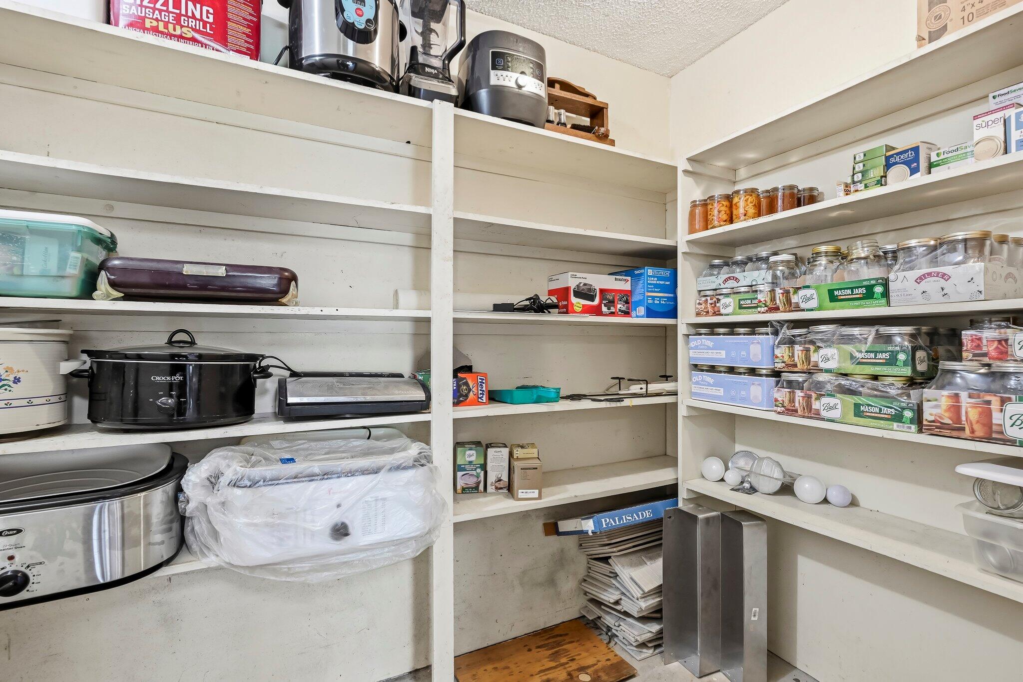 8624 Lawrence 2220 Property Photo 54
