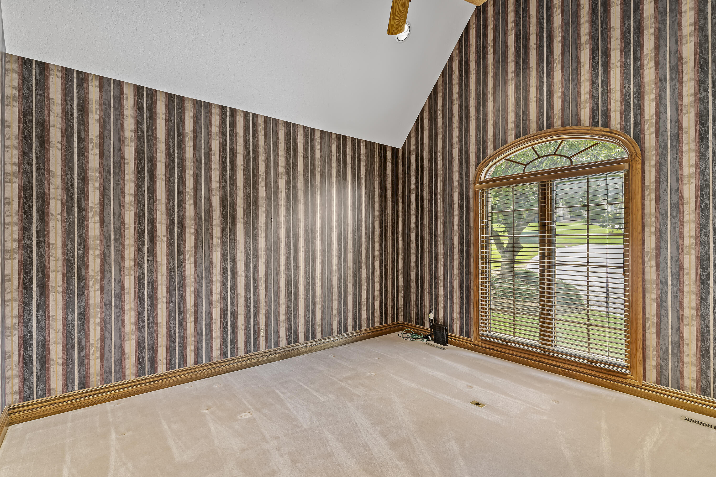 5418 South Castlebay Drive Property Photo 10