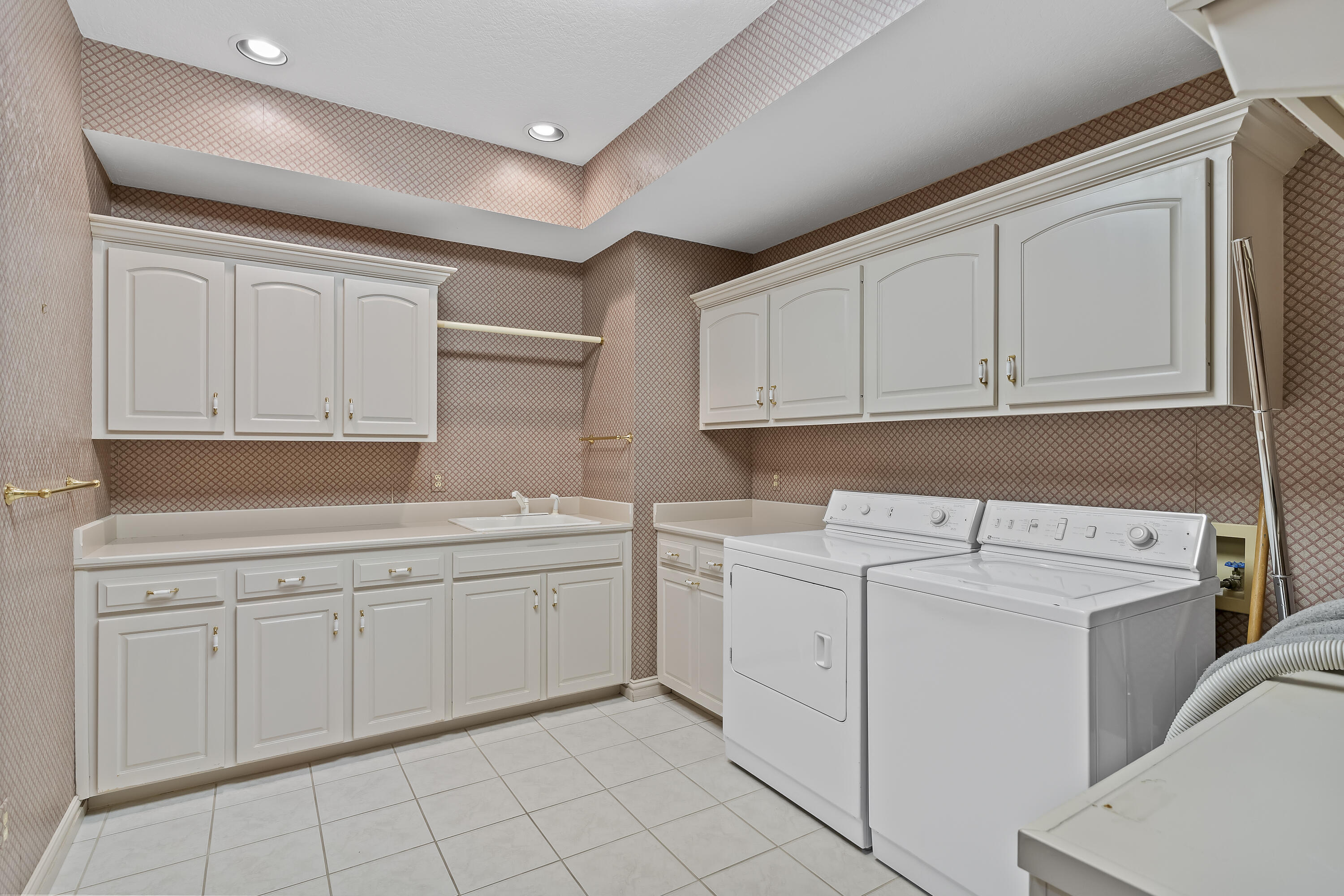 5418 South Castlebay Drive Property Photo 37