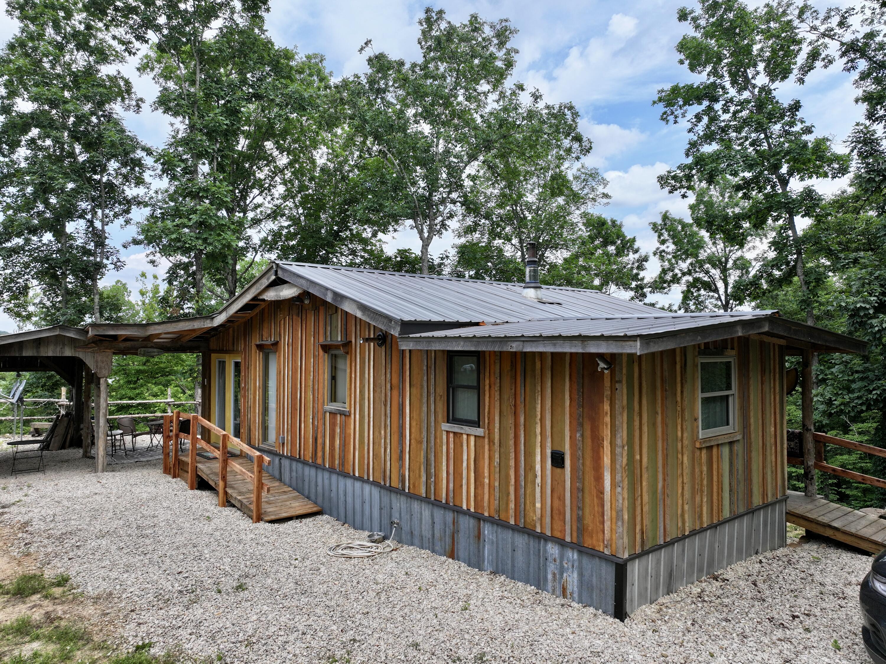 470 North Water Tower Road Property Photo 14