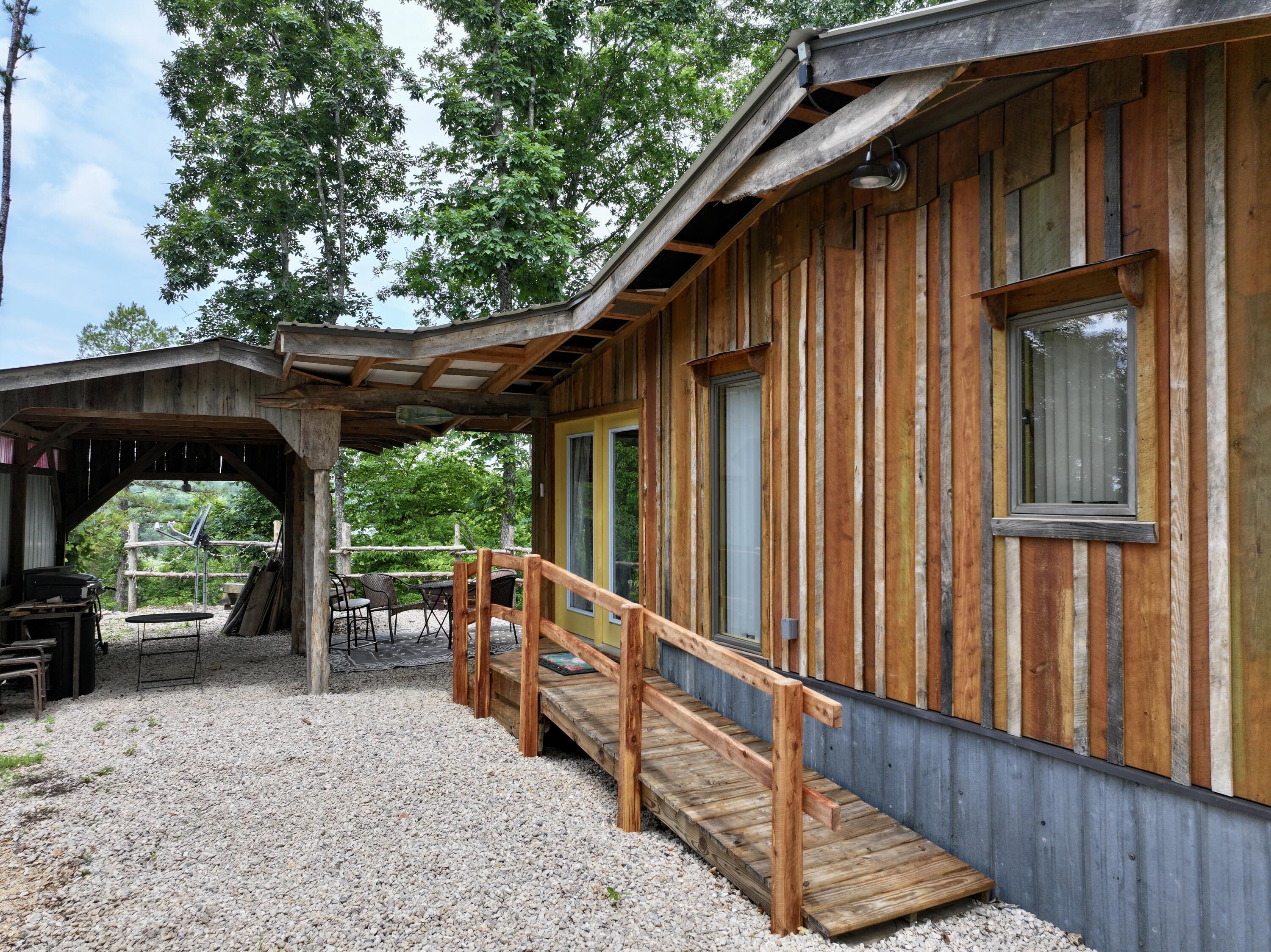 470 North Water Tower Road Property Photo 16