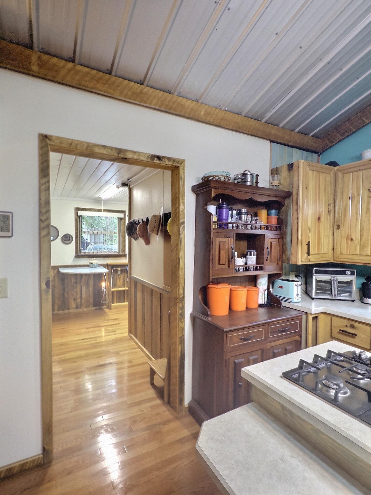 470 North Water Tower Road Property Photo 32