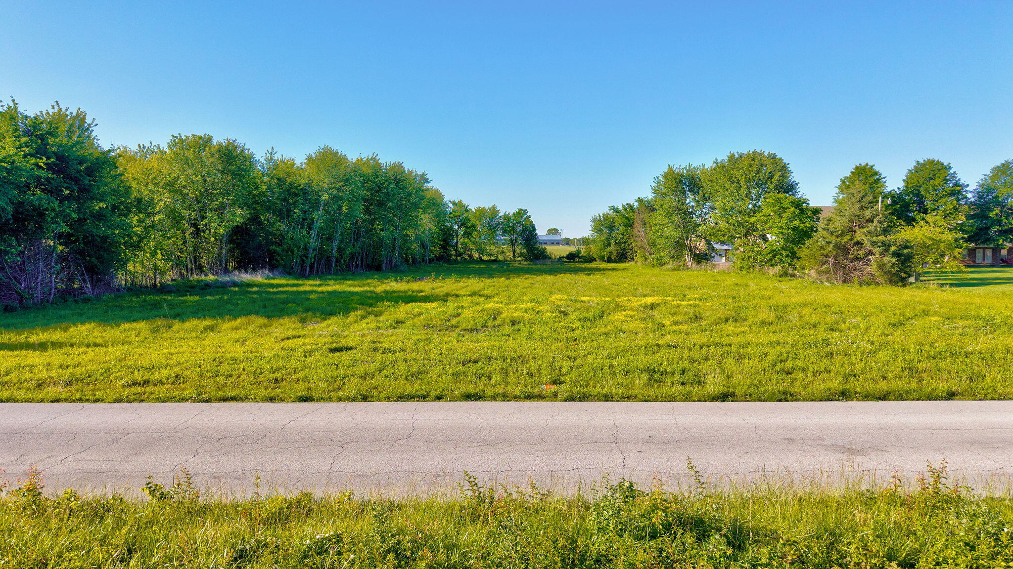 000 Redbud Street Property Photo 16