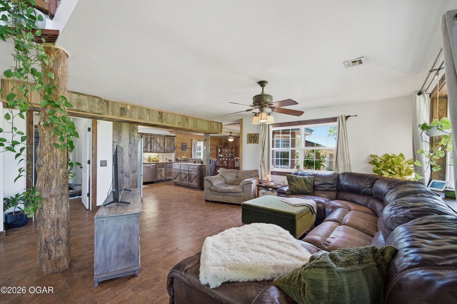 1.65+/- Ac 884 Holly Road Property Photo 10