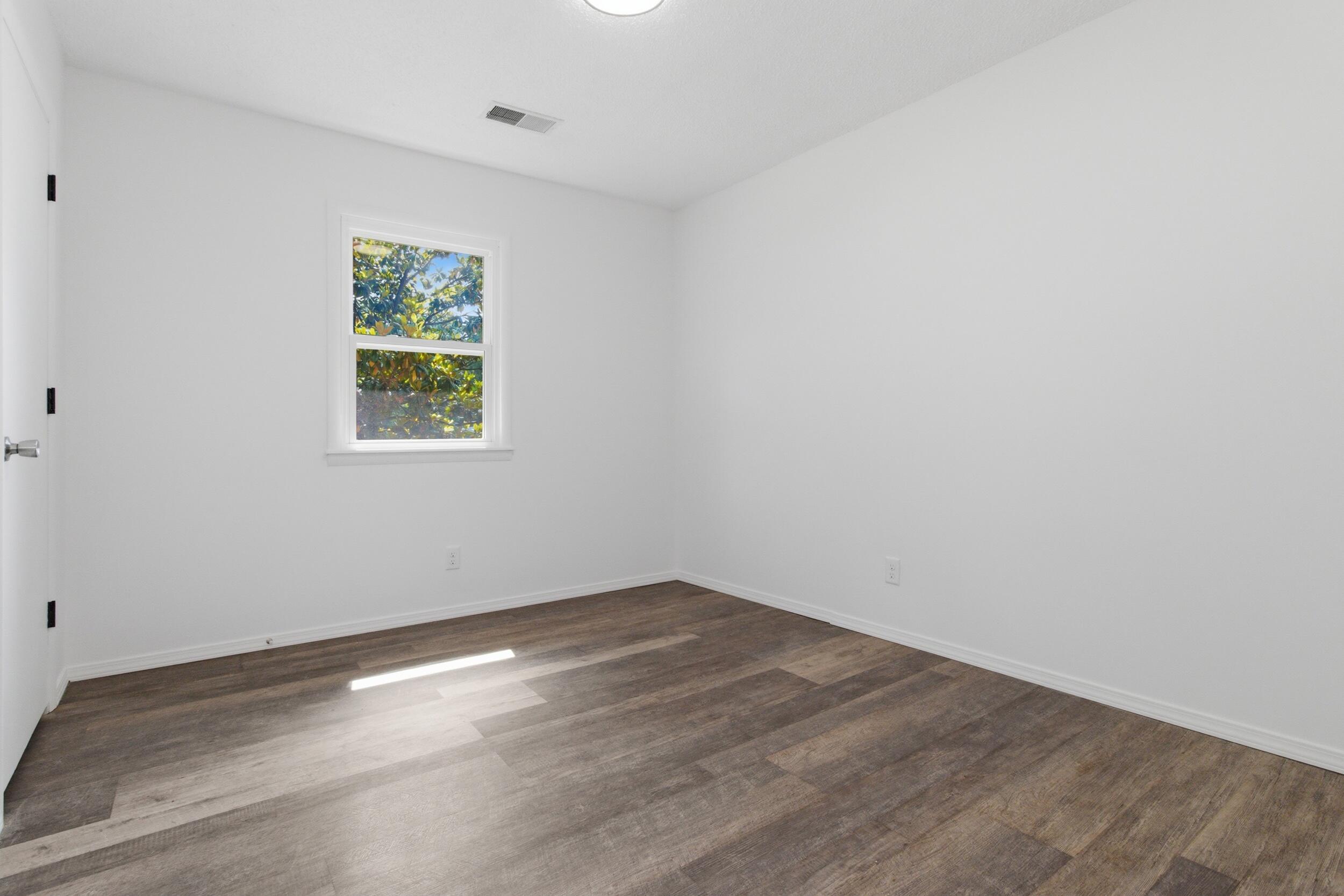 1139 Columbus Street Property Photo 13
