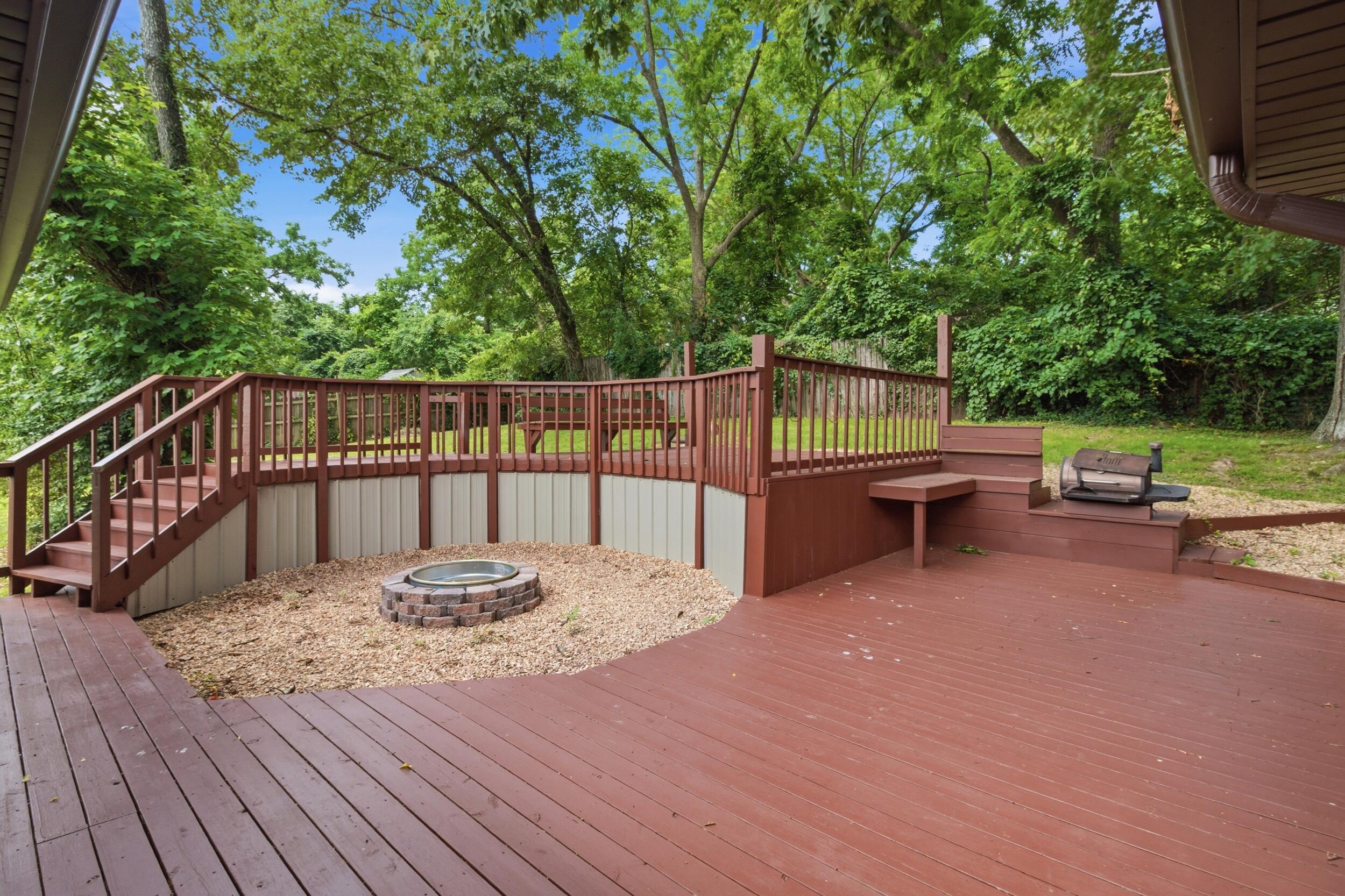 1139 Columbus Street Property Photo 24