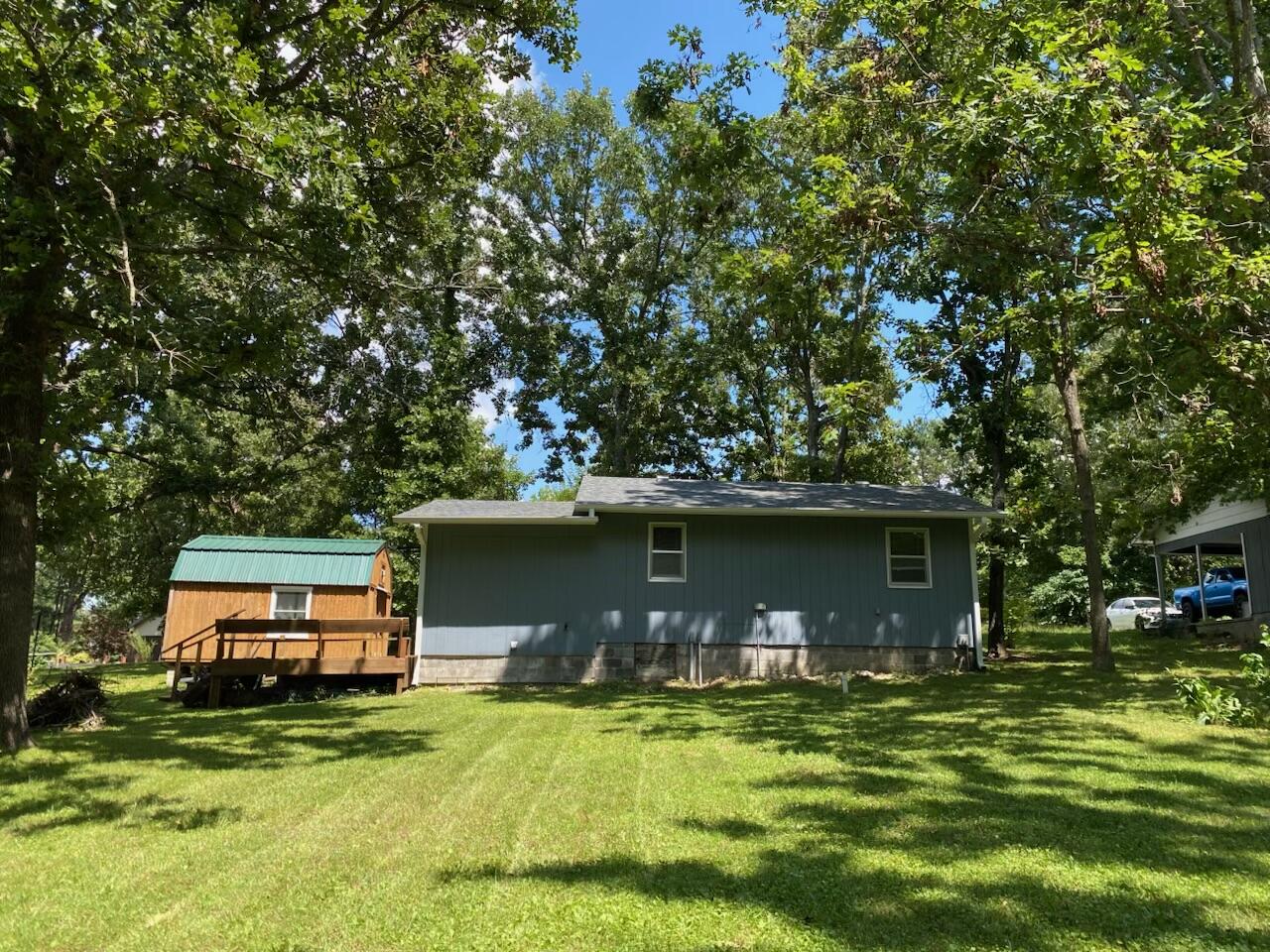904 Kansas Street Property Photo 2