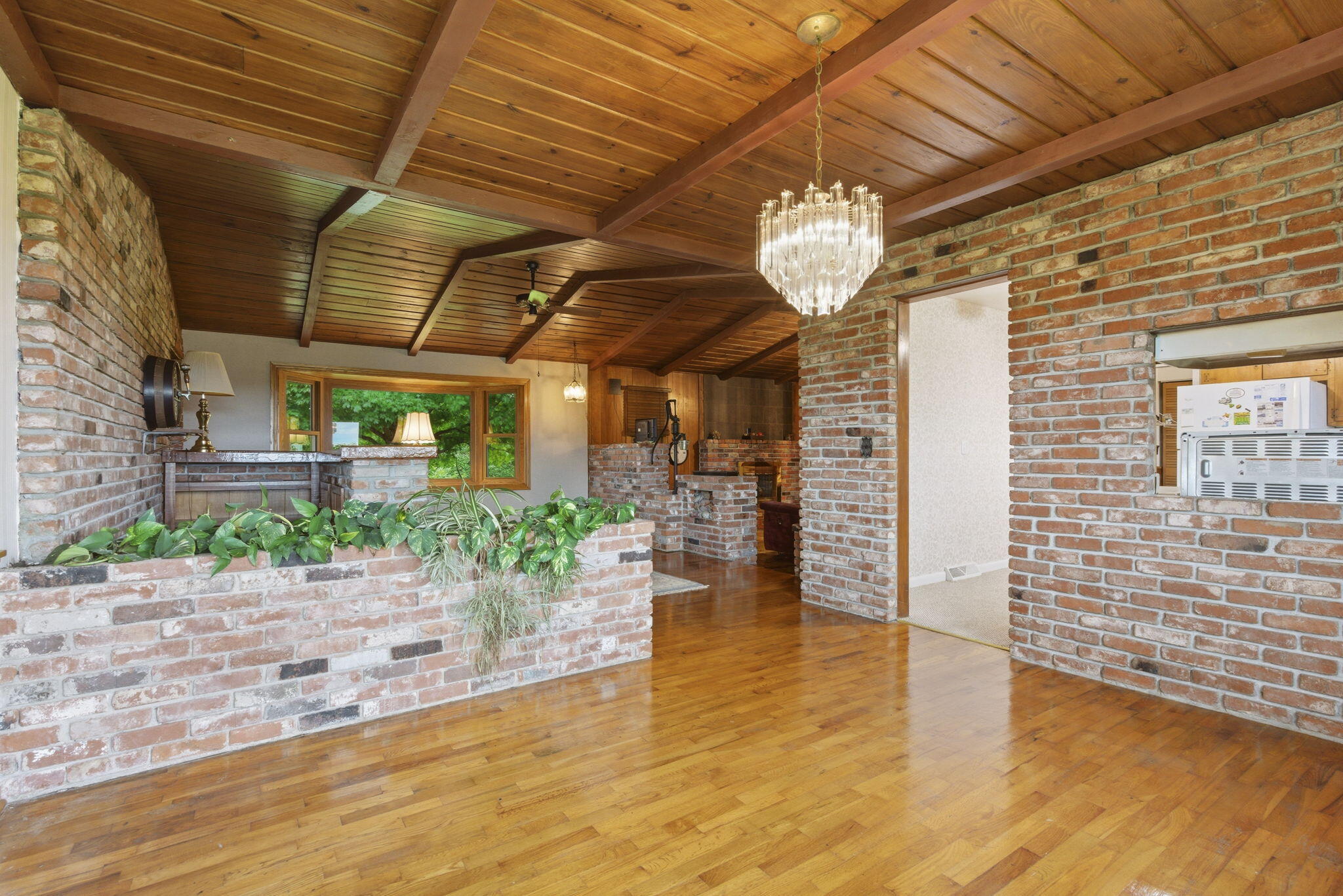 3642 South Farm Road 69 Property Photo 11