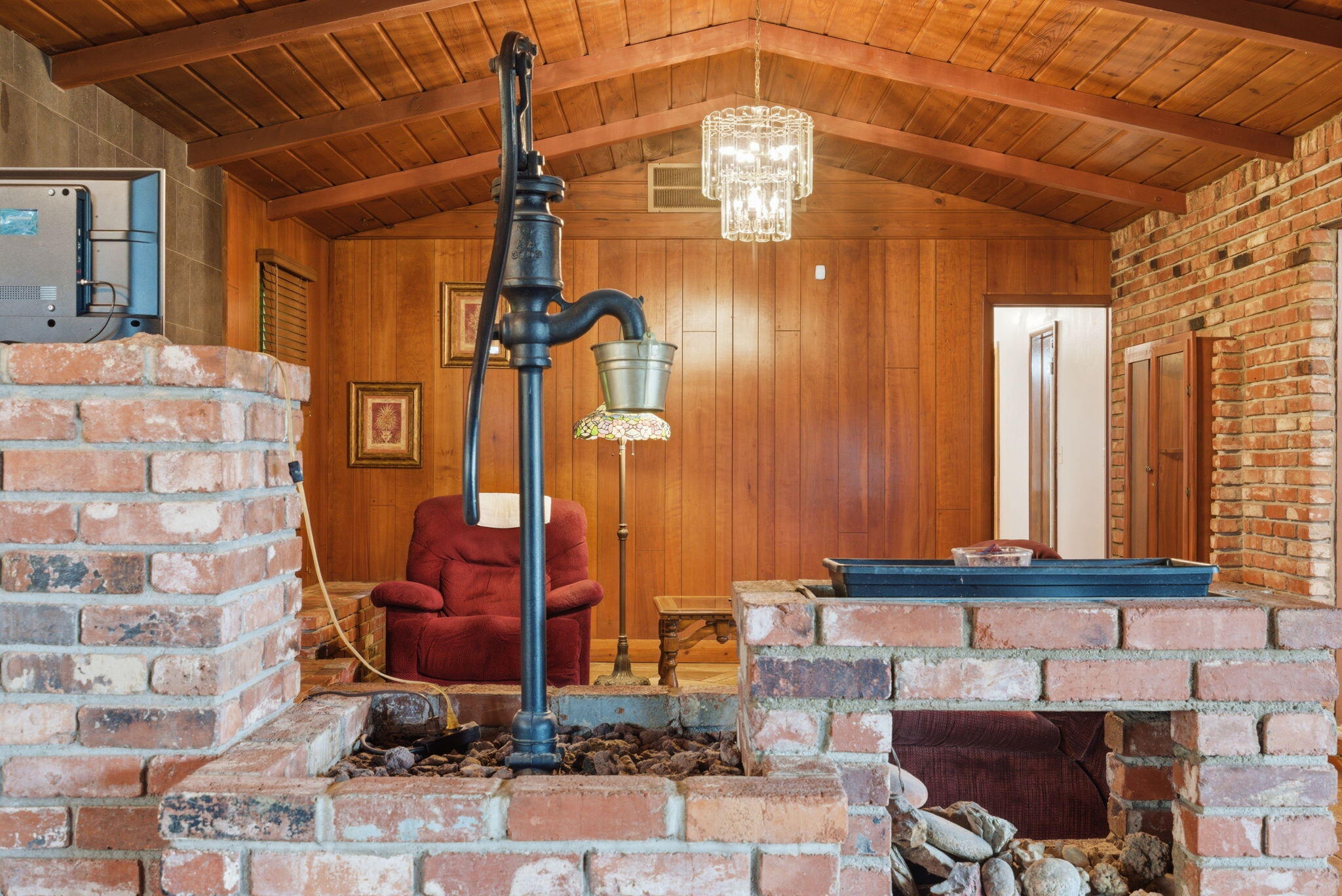 3642 South Farm Road 69 Property Photo 14