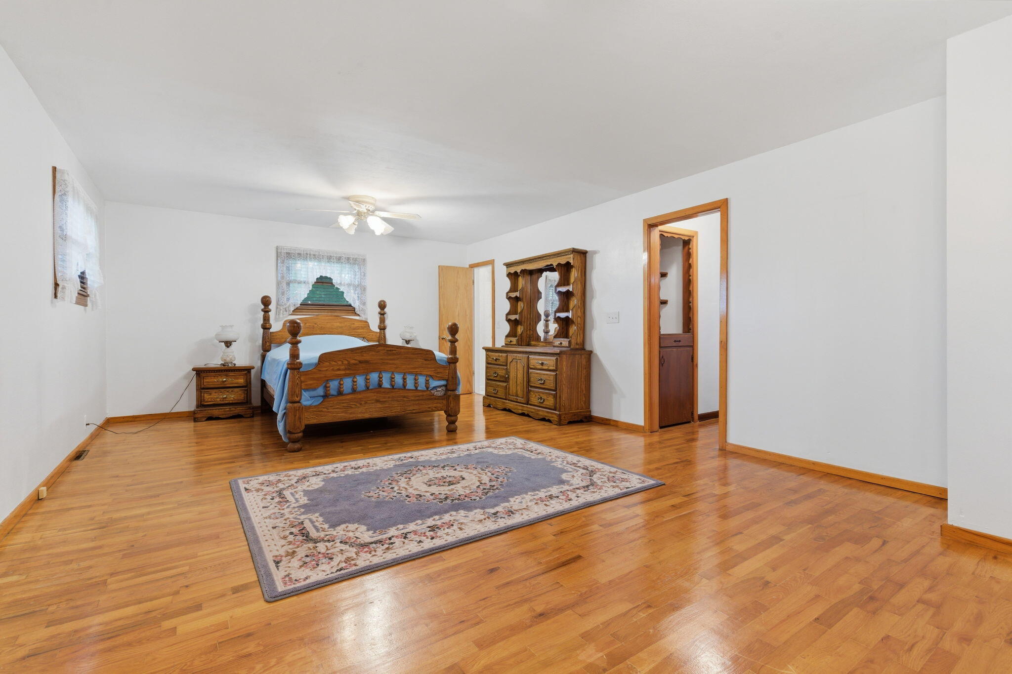 3642 South Farm Road 69 Property Photo 19