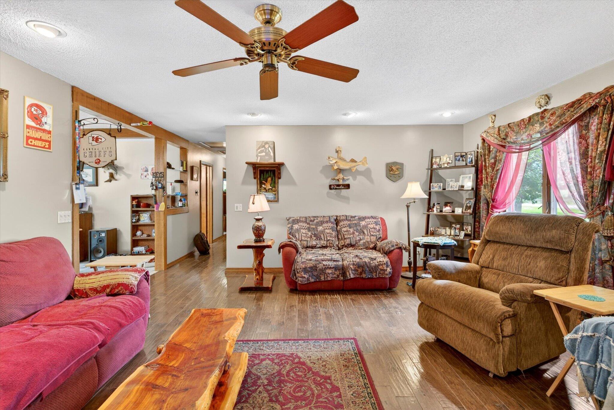 17258 Highway B Property Photo 7