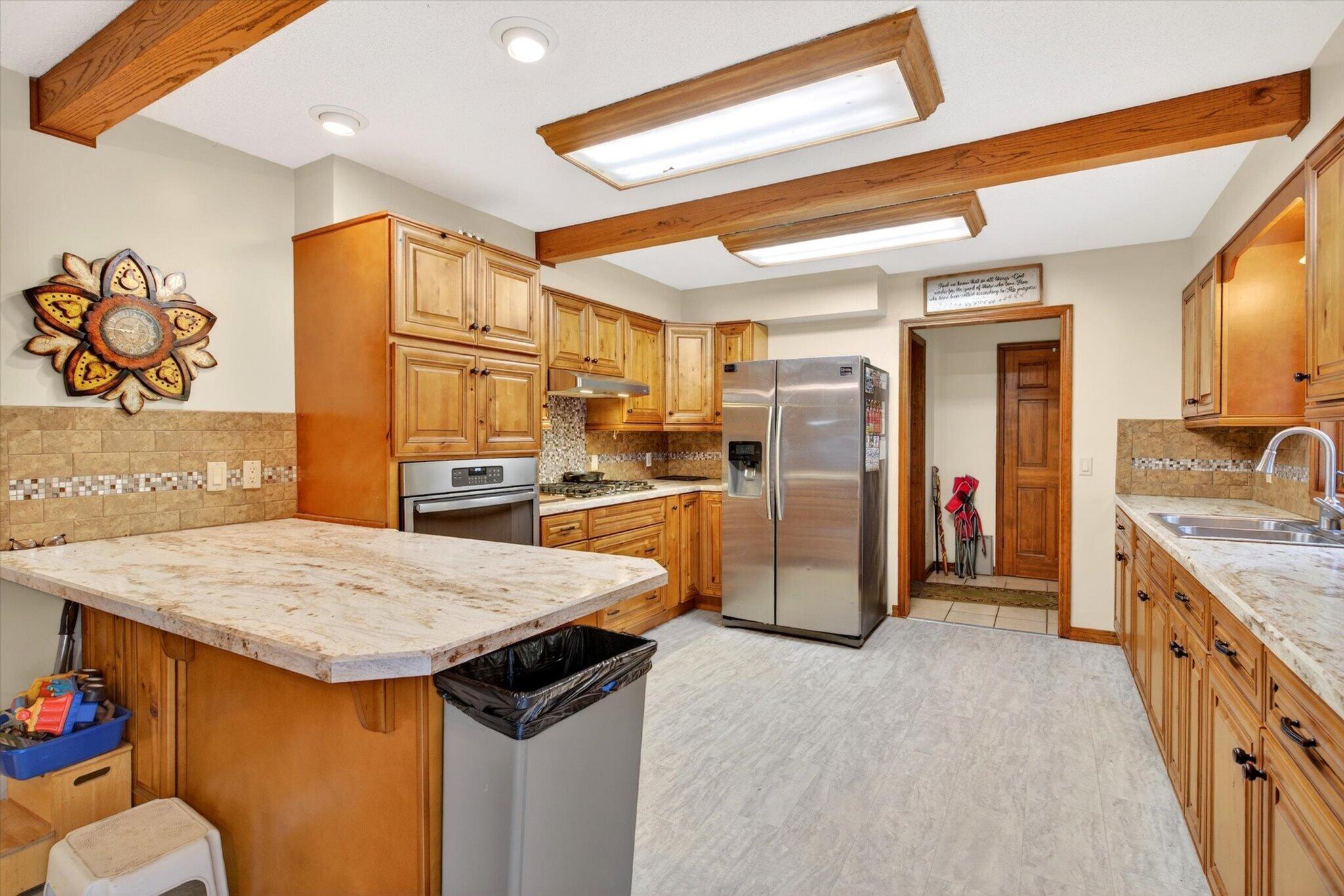 17258 Highway B Property Photo 12