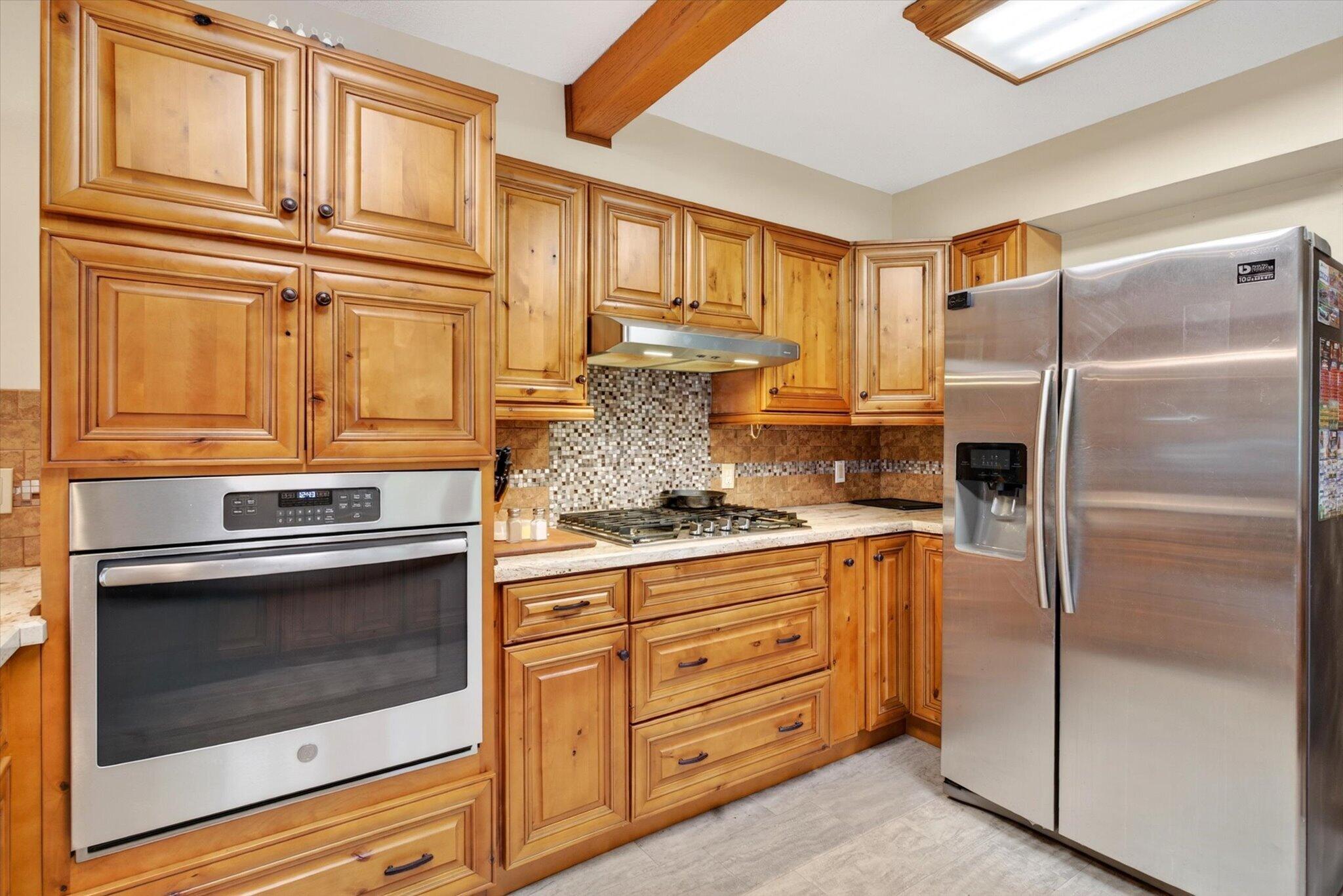 17258 Highway B Property Photo 13