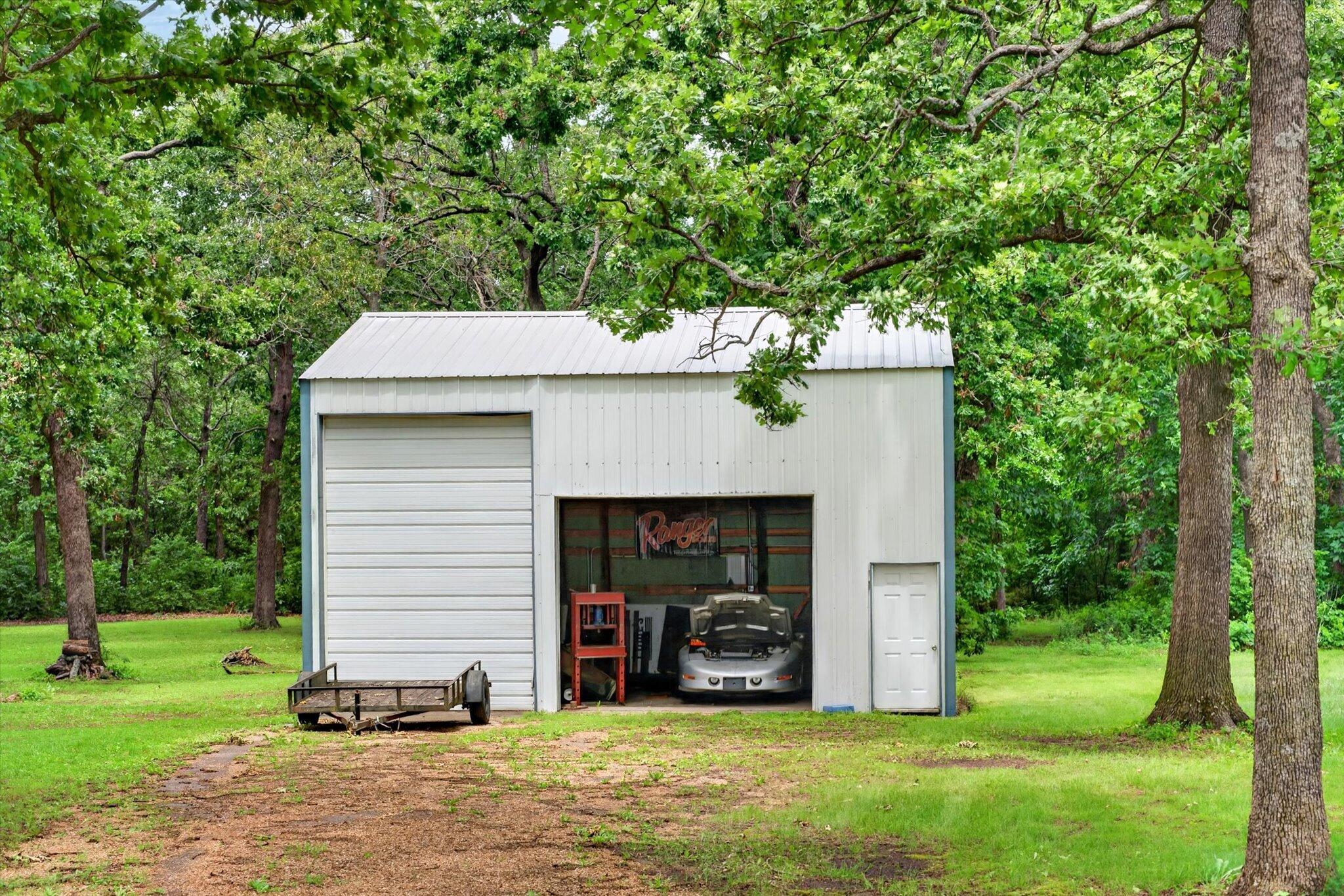 17258 Highway B Property Photo 37