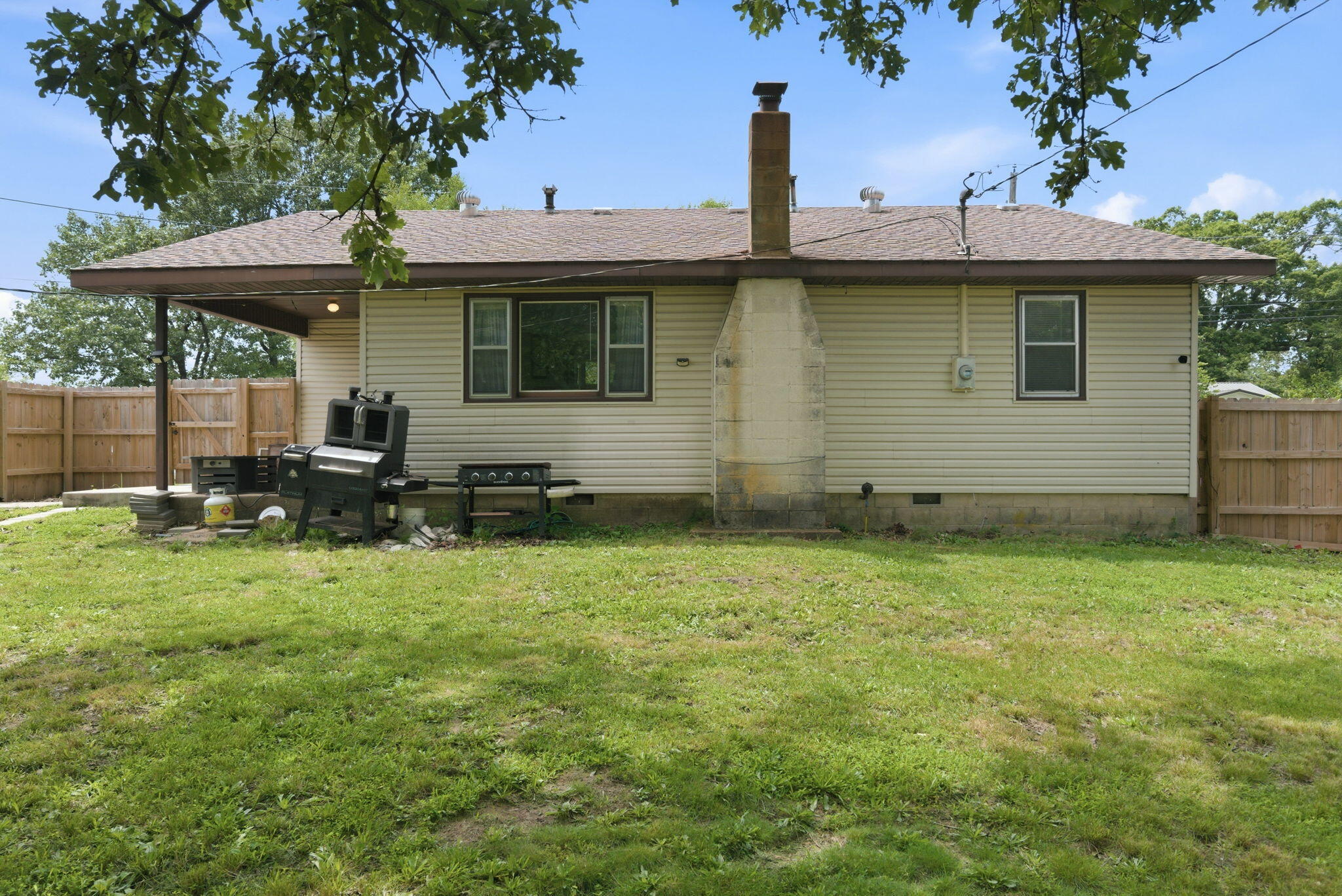 502 South Pear Street Property Photo 29