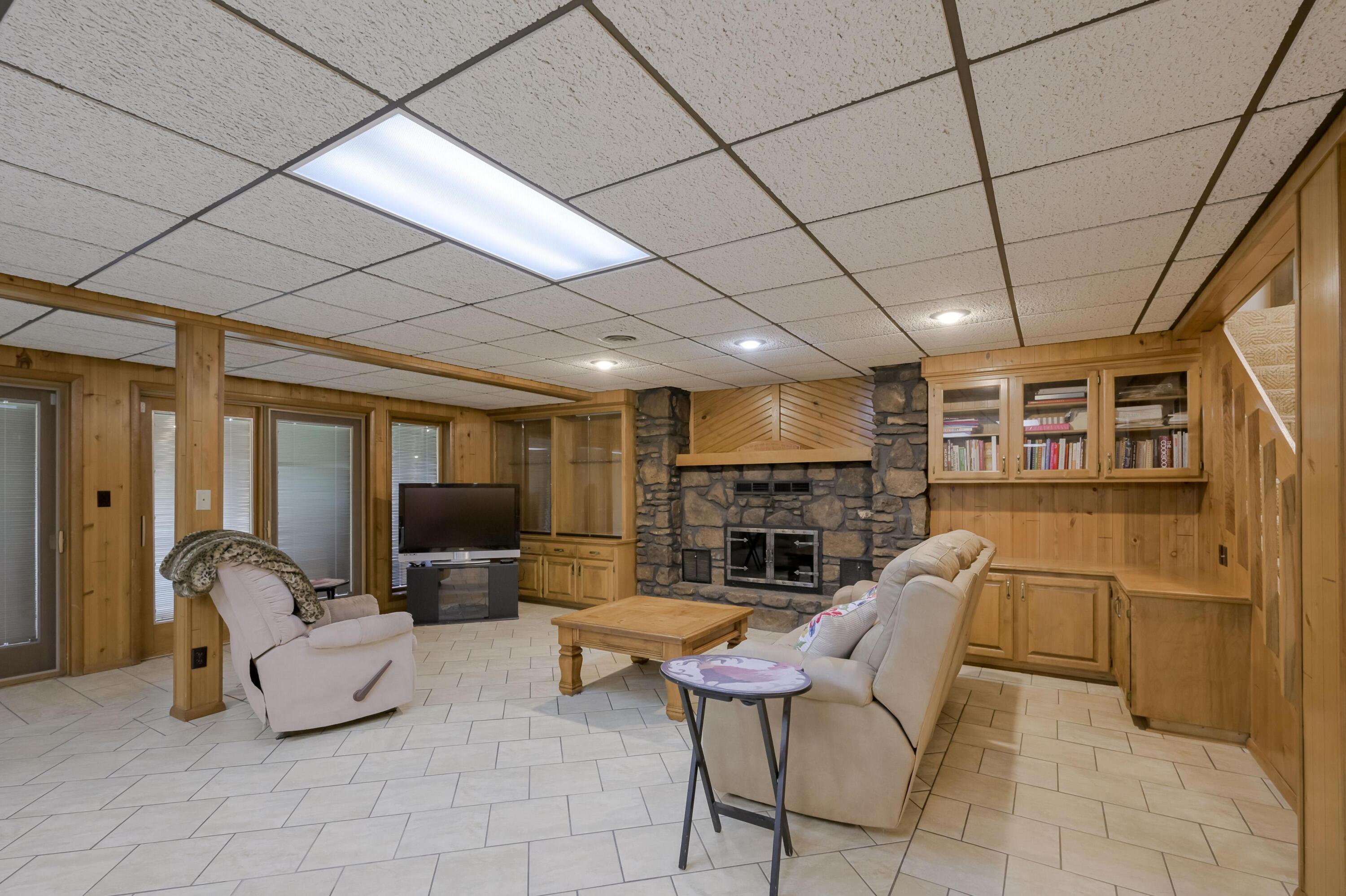 375 Glenwood Circle Property Photo 45