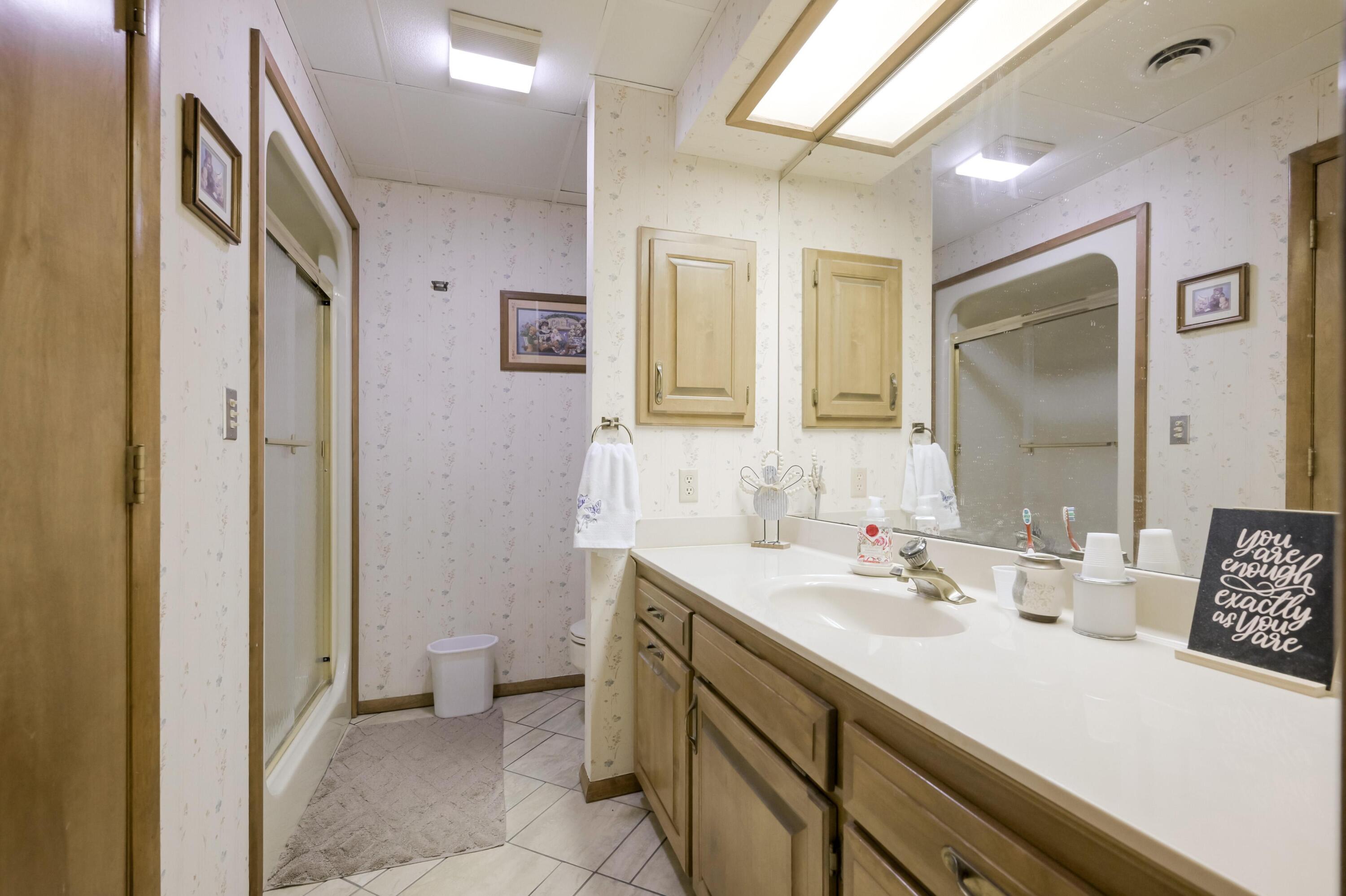 375 Glenwood Circle Property Photo 57