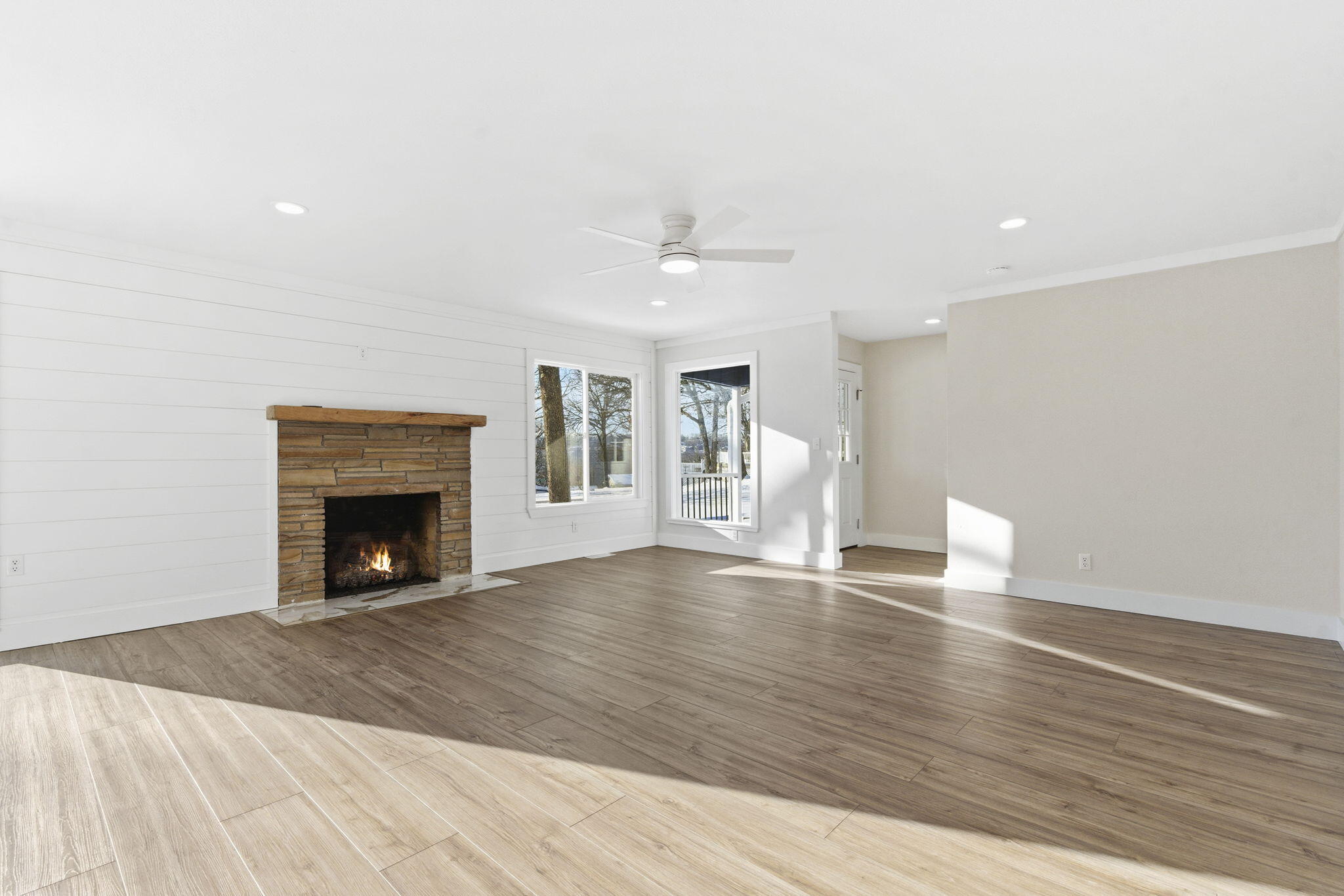 139 Lakeshore Drive Property Photo 4