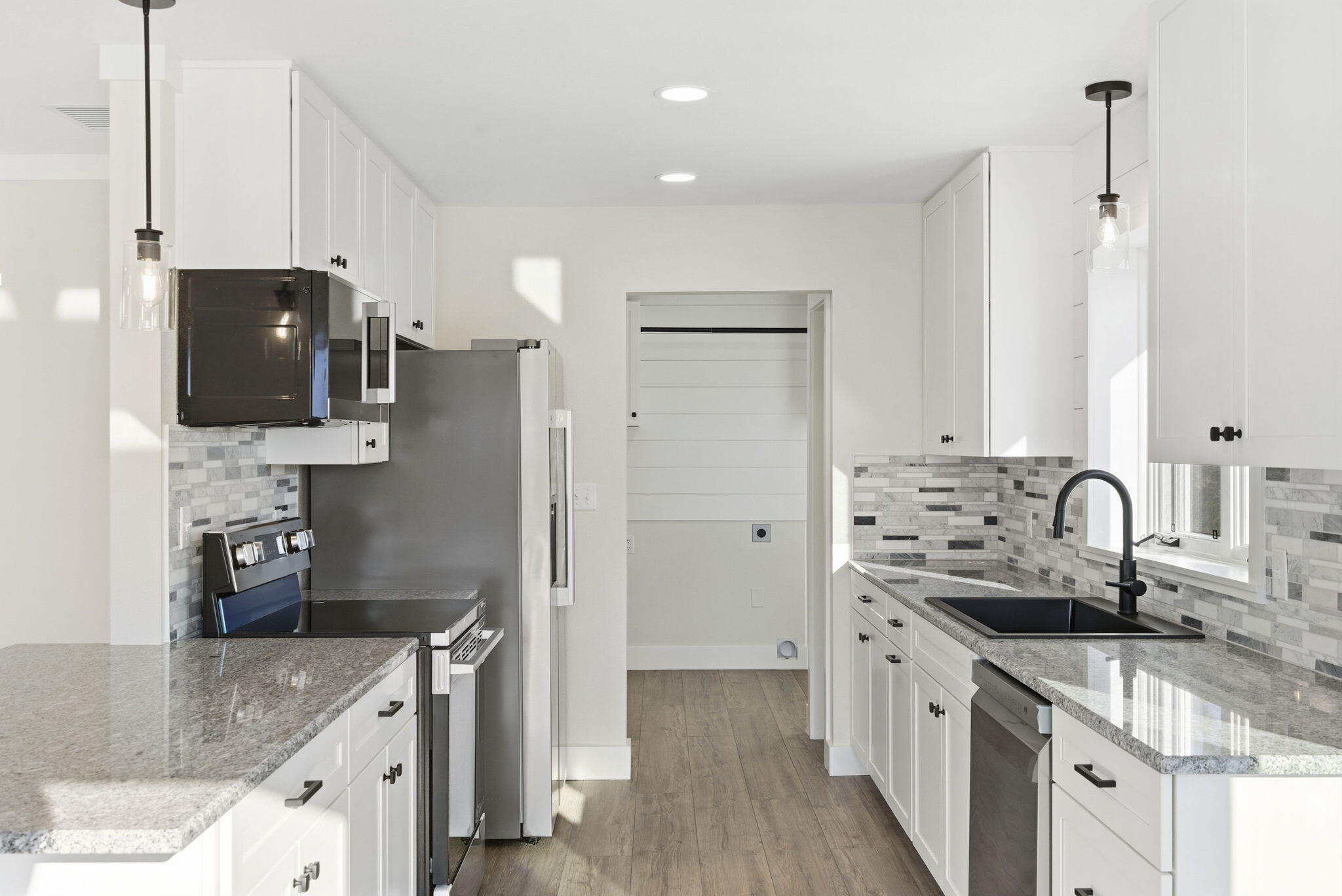 139 Lakeshore Drive Property Photo 10
