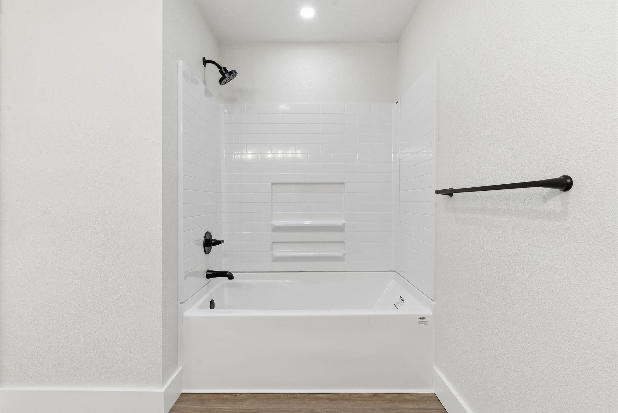 139 Lakeshore Drive Property Photo 12