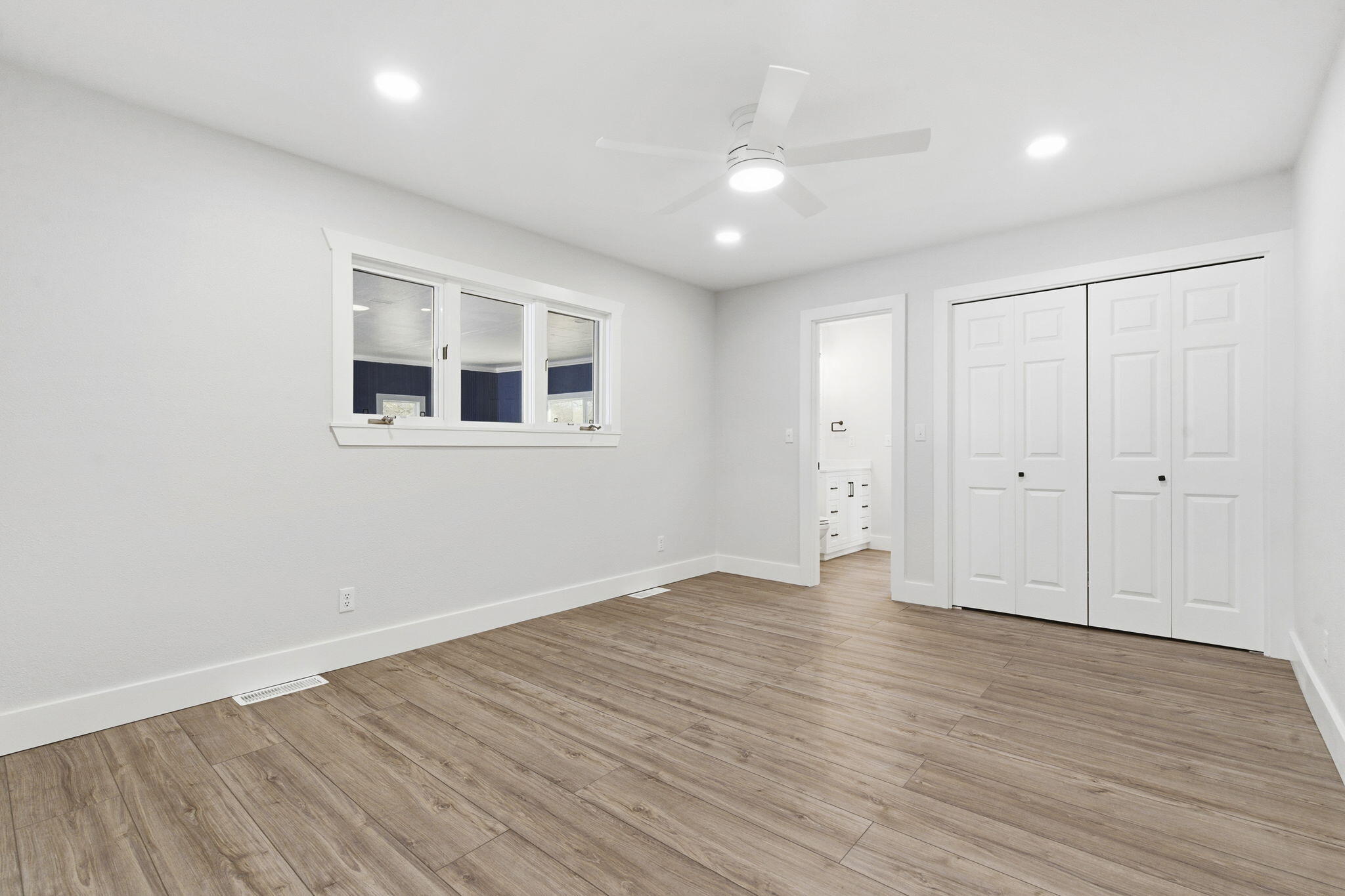 139 Lakeshore Drive Property Photo 23