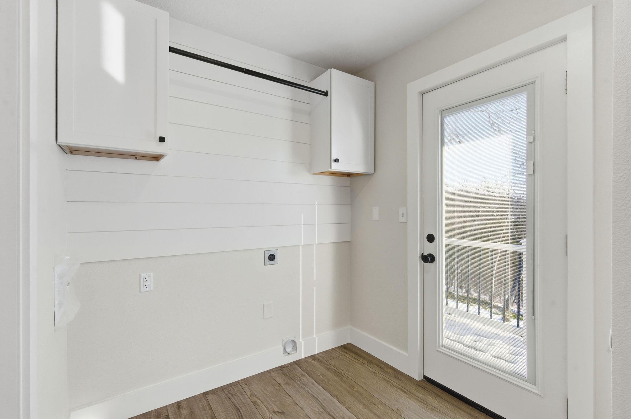 139 Lakeshore Drive Property Photo 27