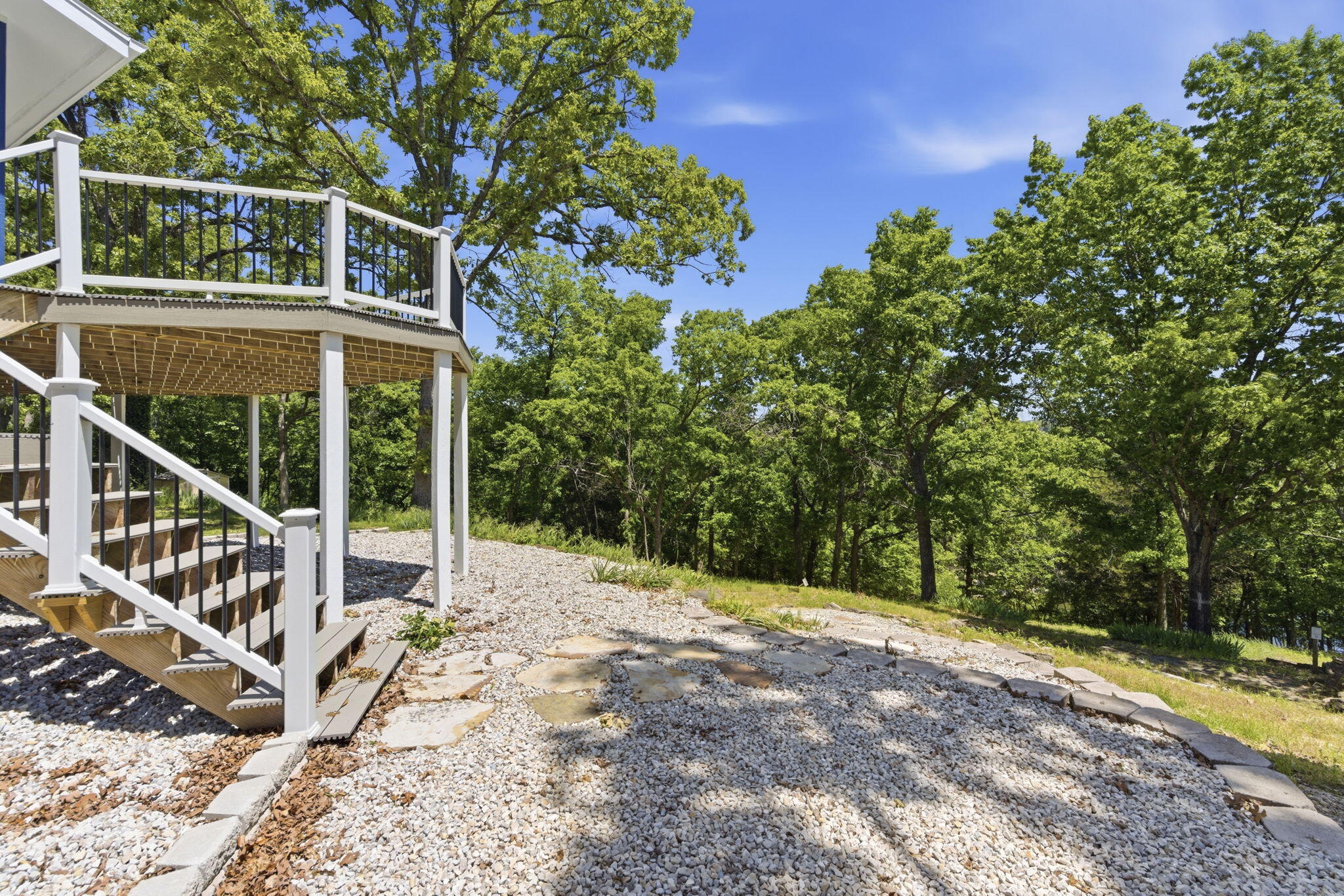 139 Lakeshore Drive Property Photo 38