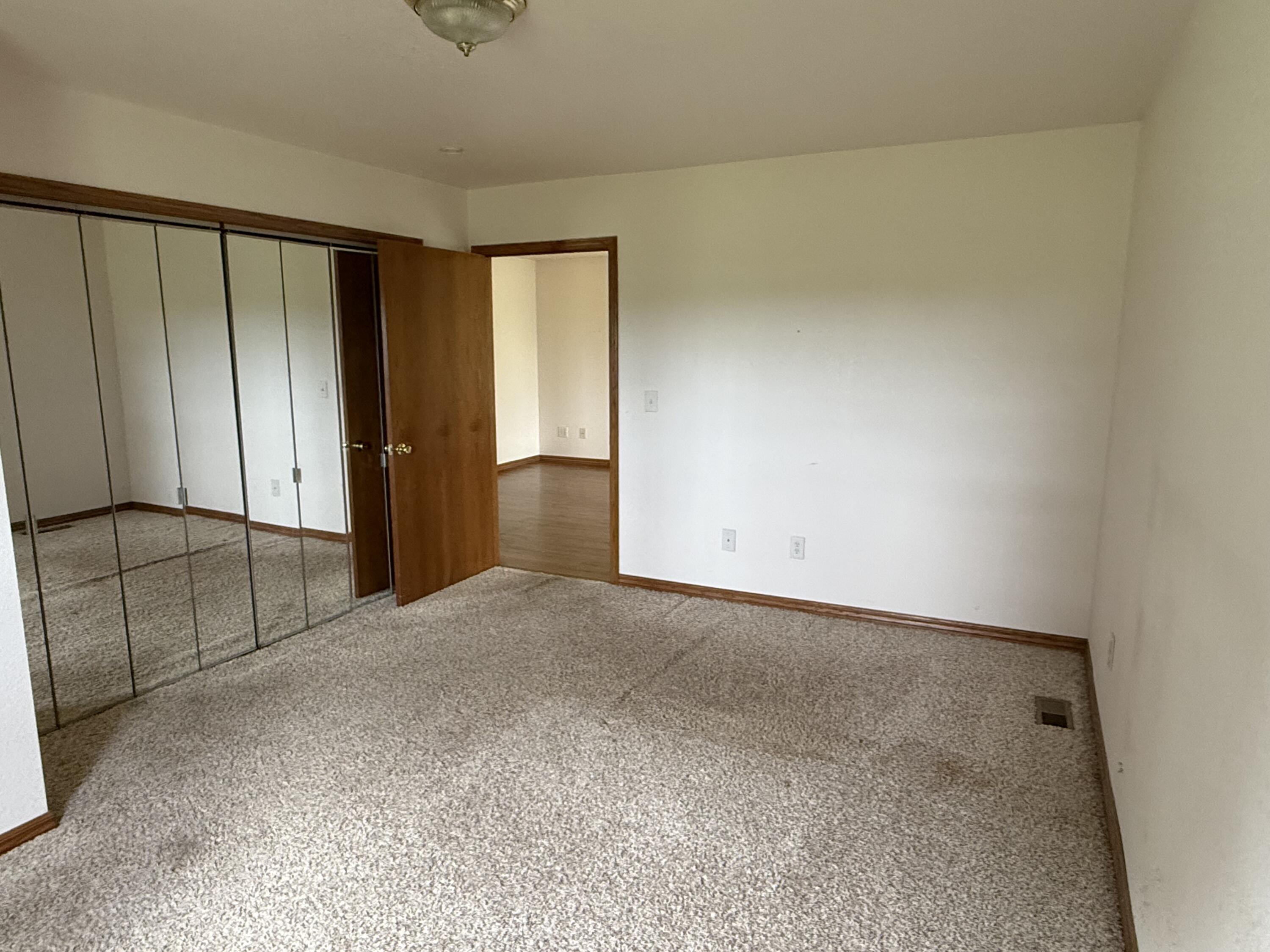 26001 Highway Ee Property Photo 9