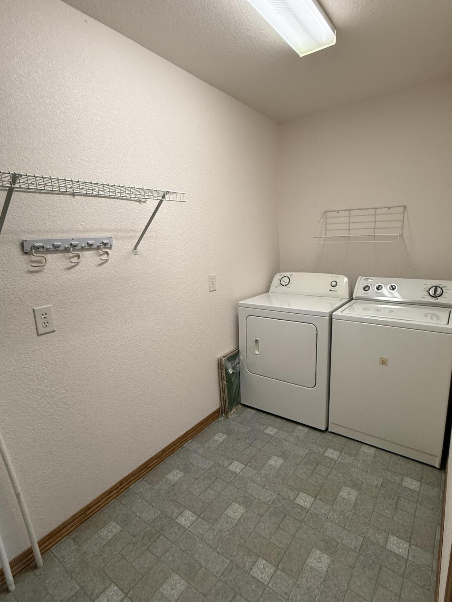26001 Highway Ee Property Photo 19