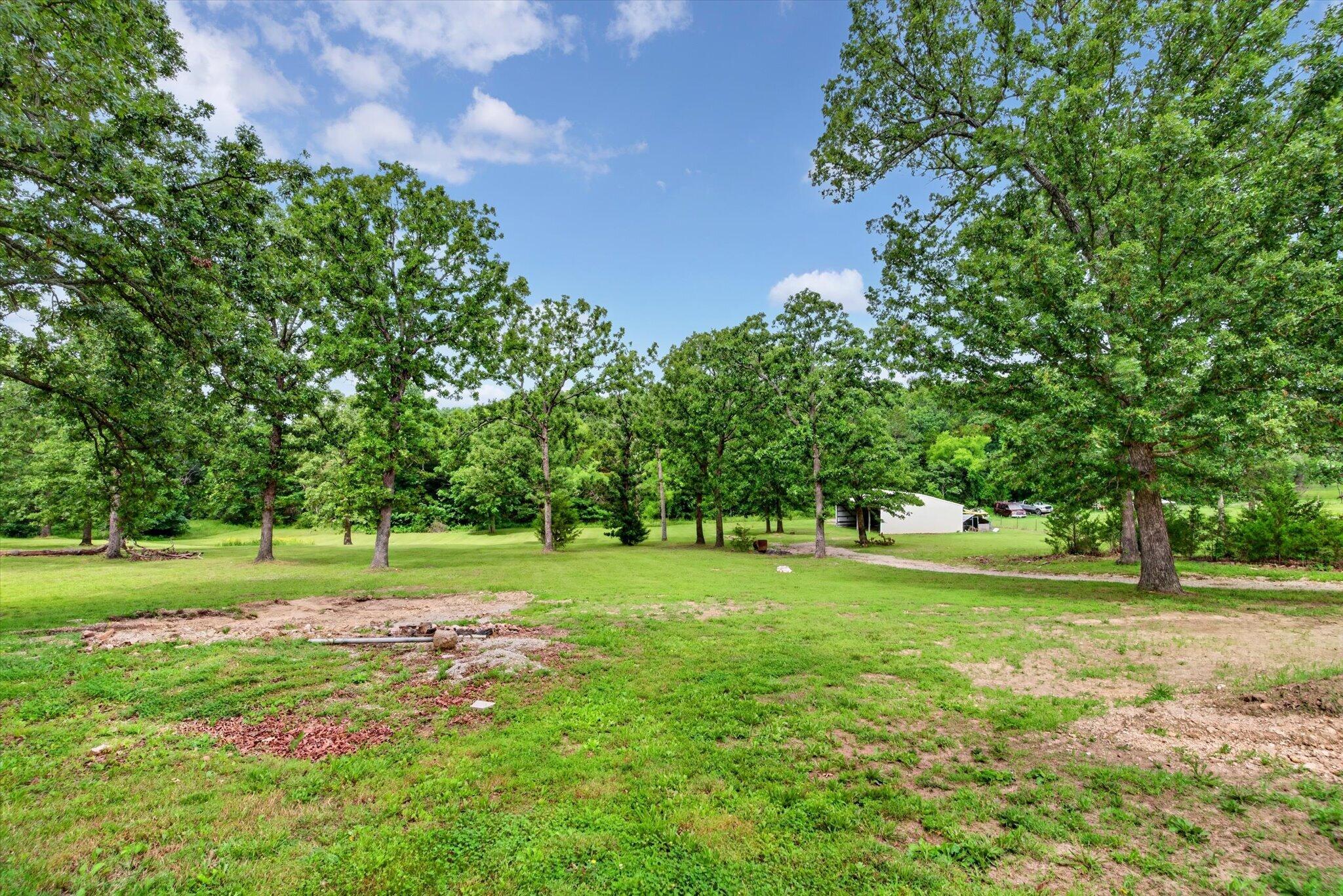 23090 County Road 203 Property Photo 29