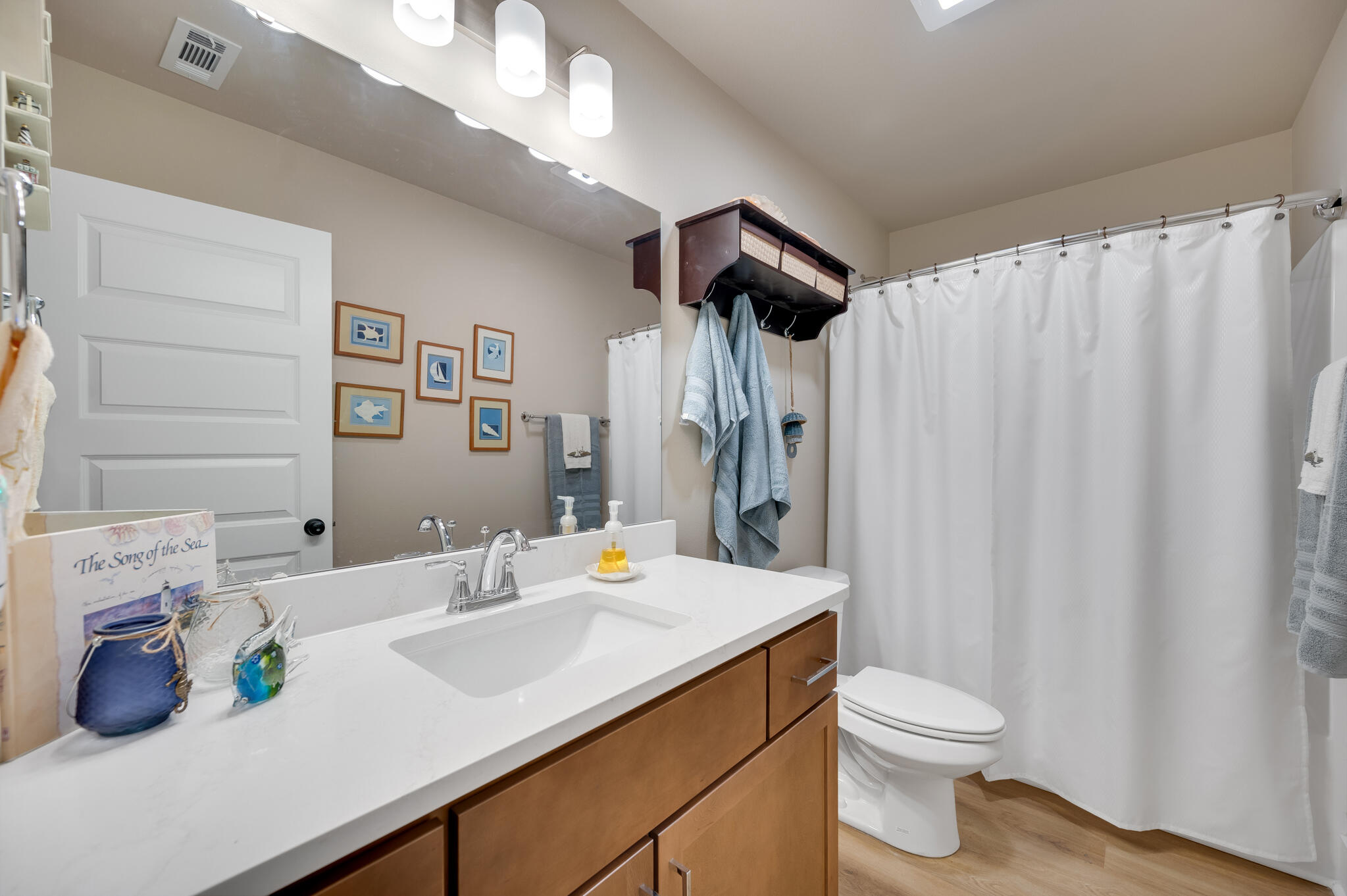 403 Molly Dean Drive Property Photo 25