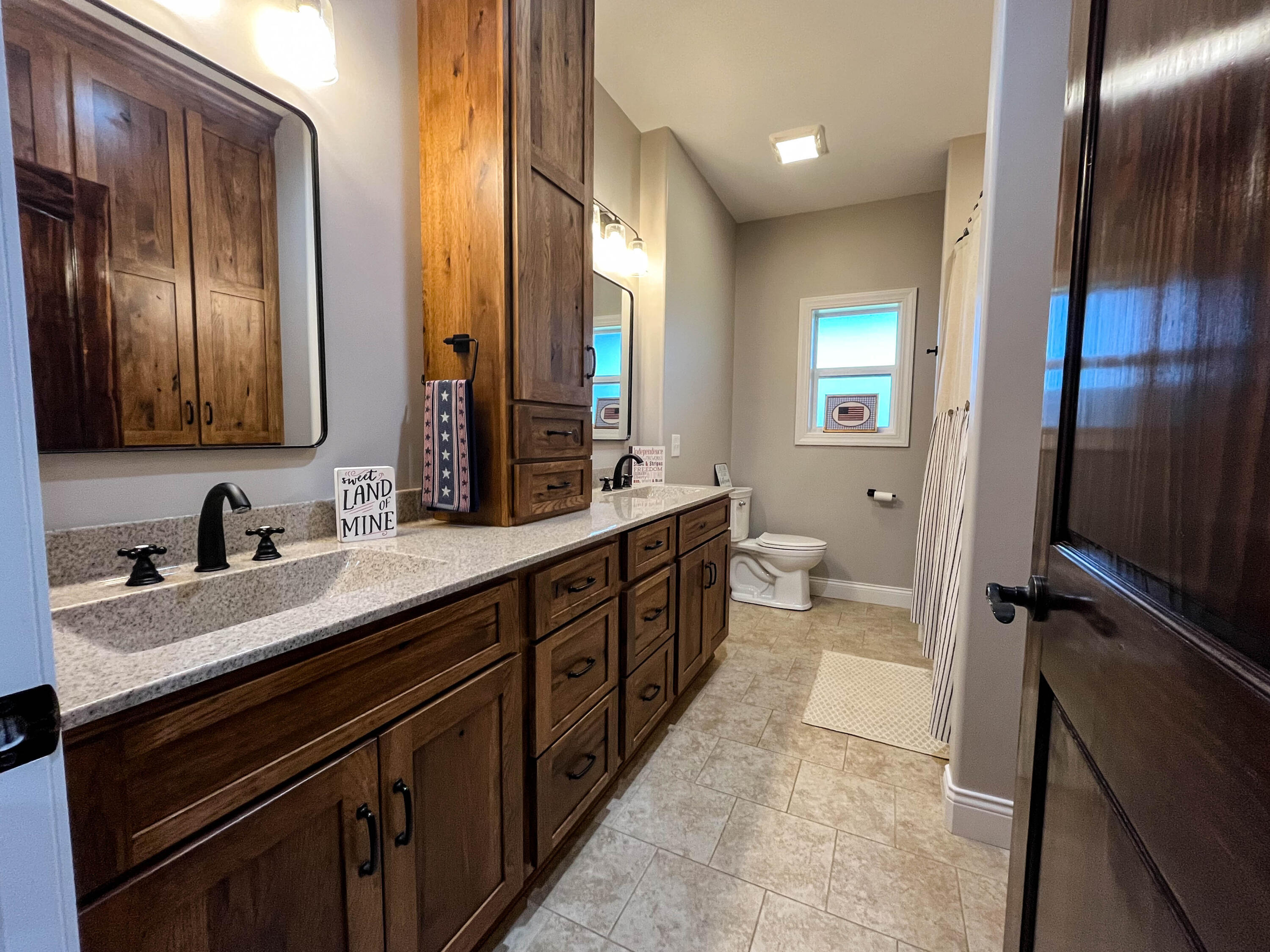 60325865 Property Photo 53