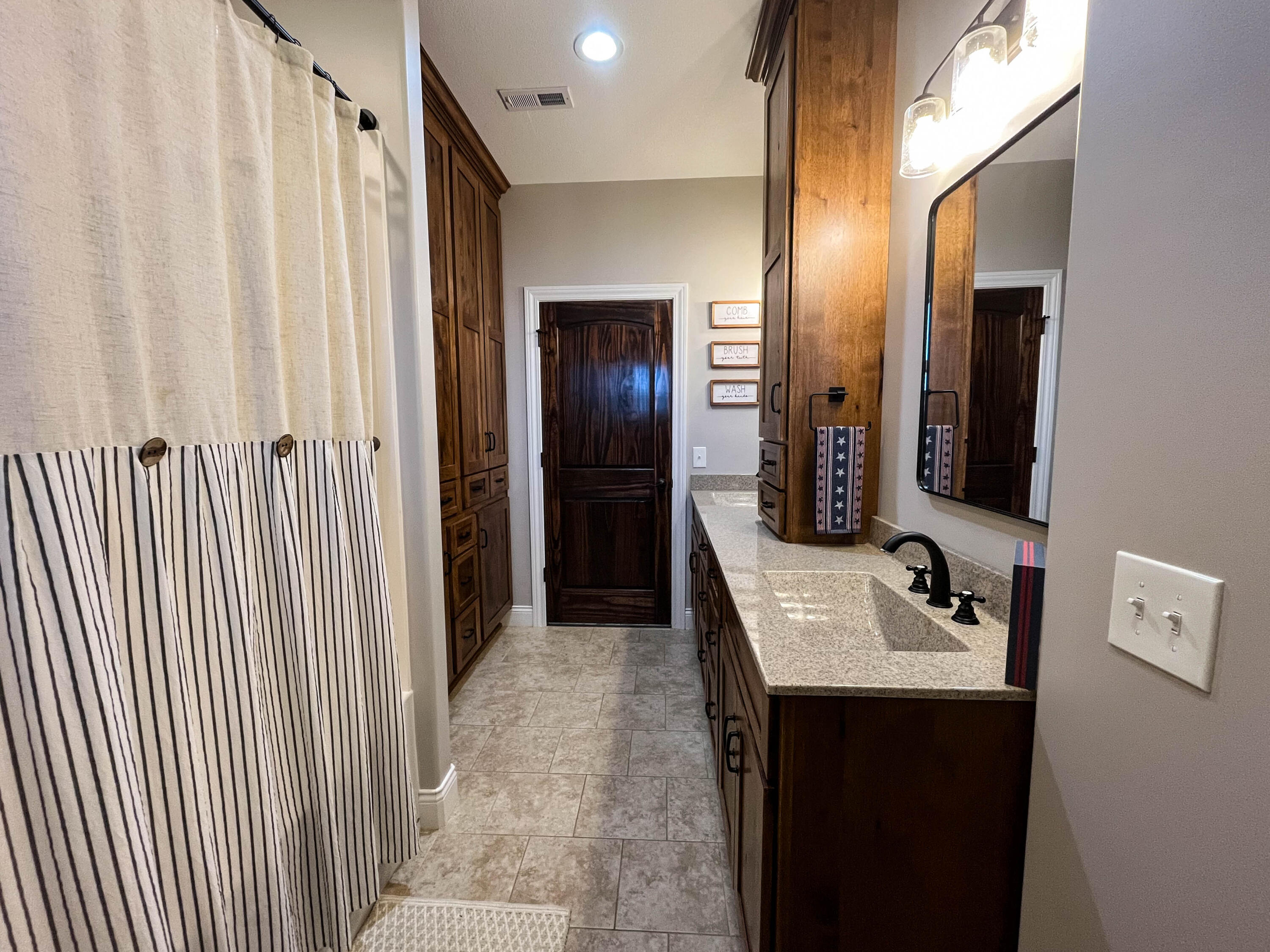 60325865 Property Photo 54