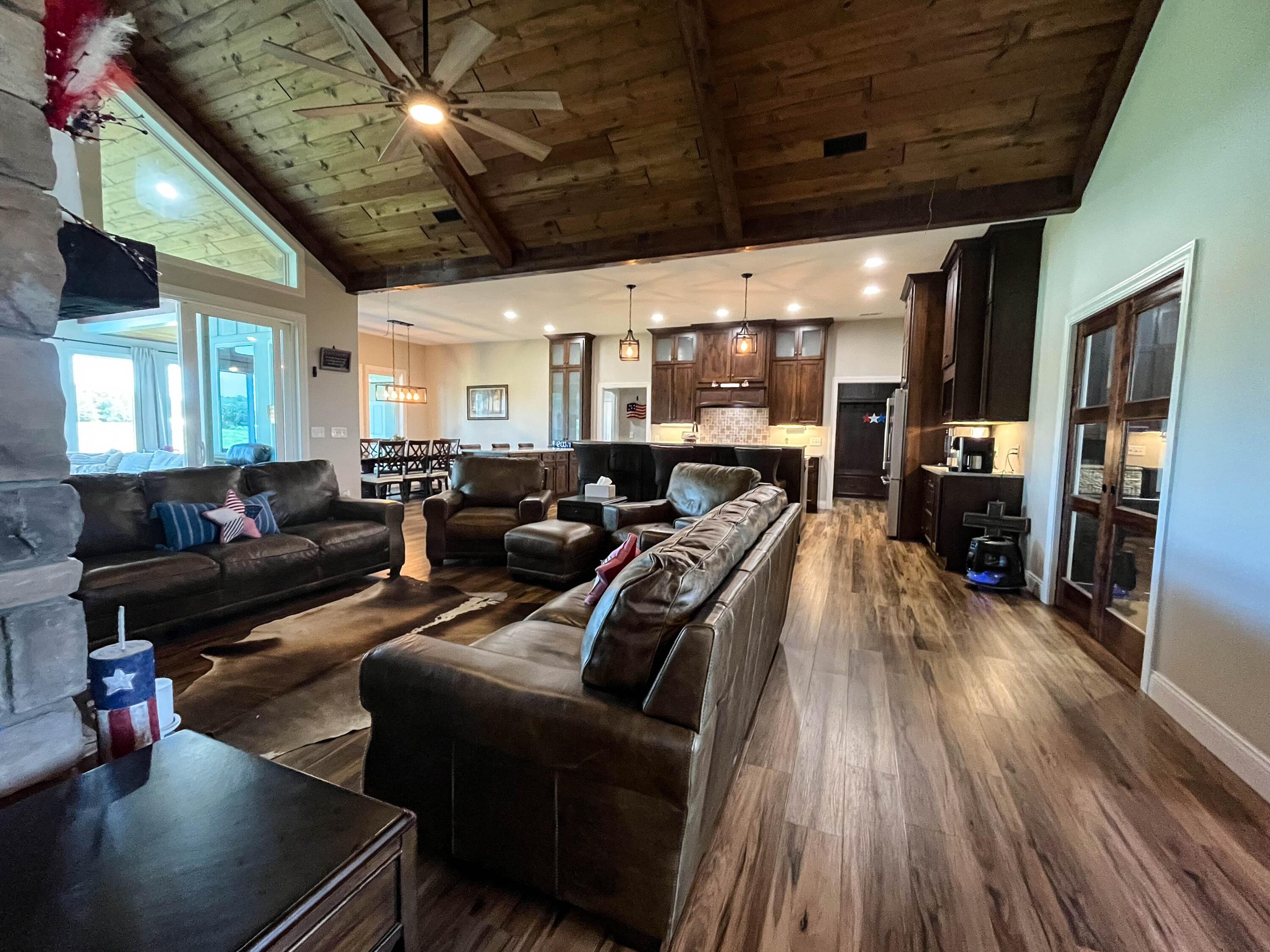 60325865 Property Photo 58