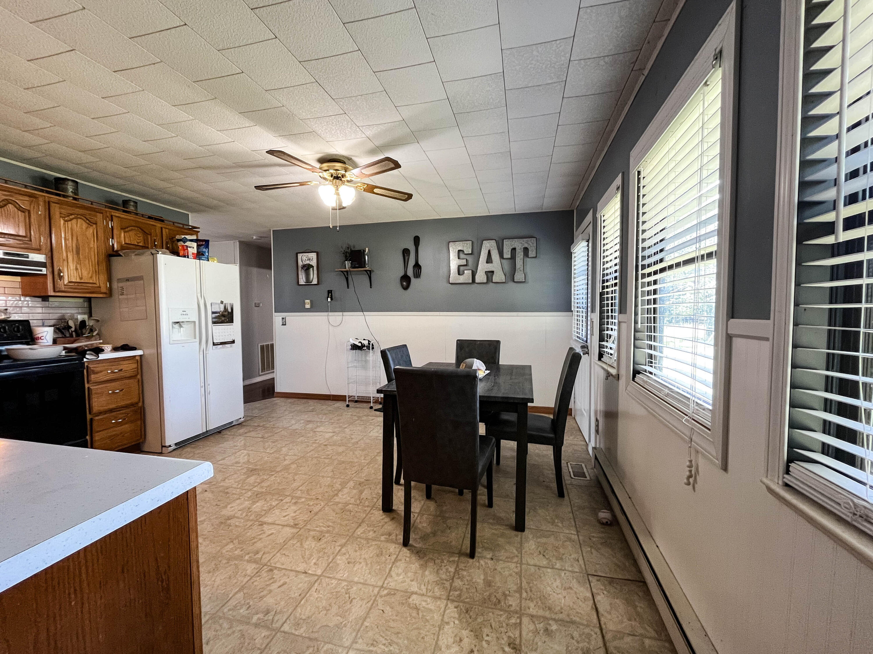 60325865 Property Photo 102