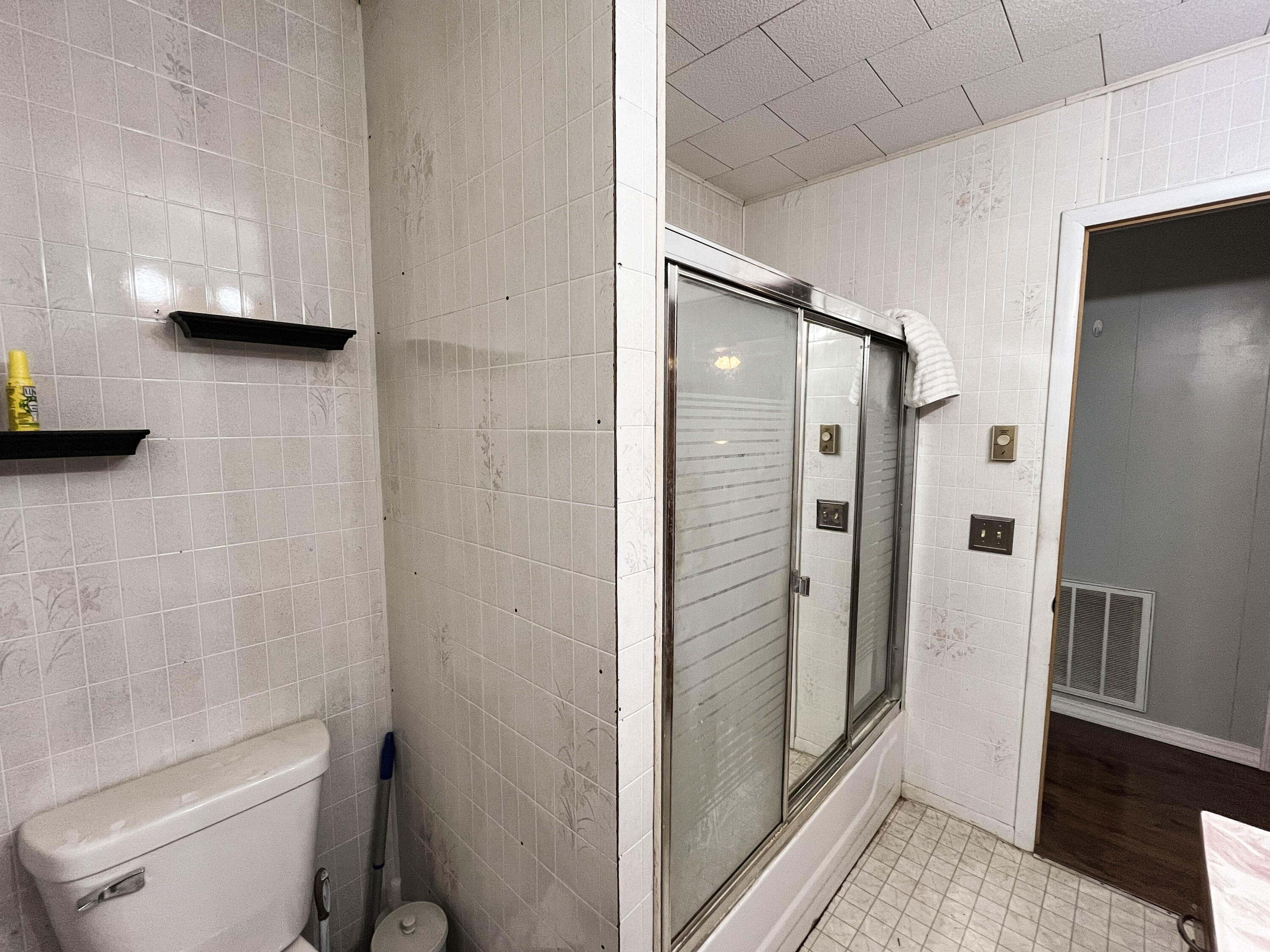 60325865 Property Photo 105