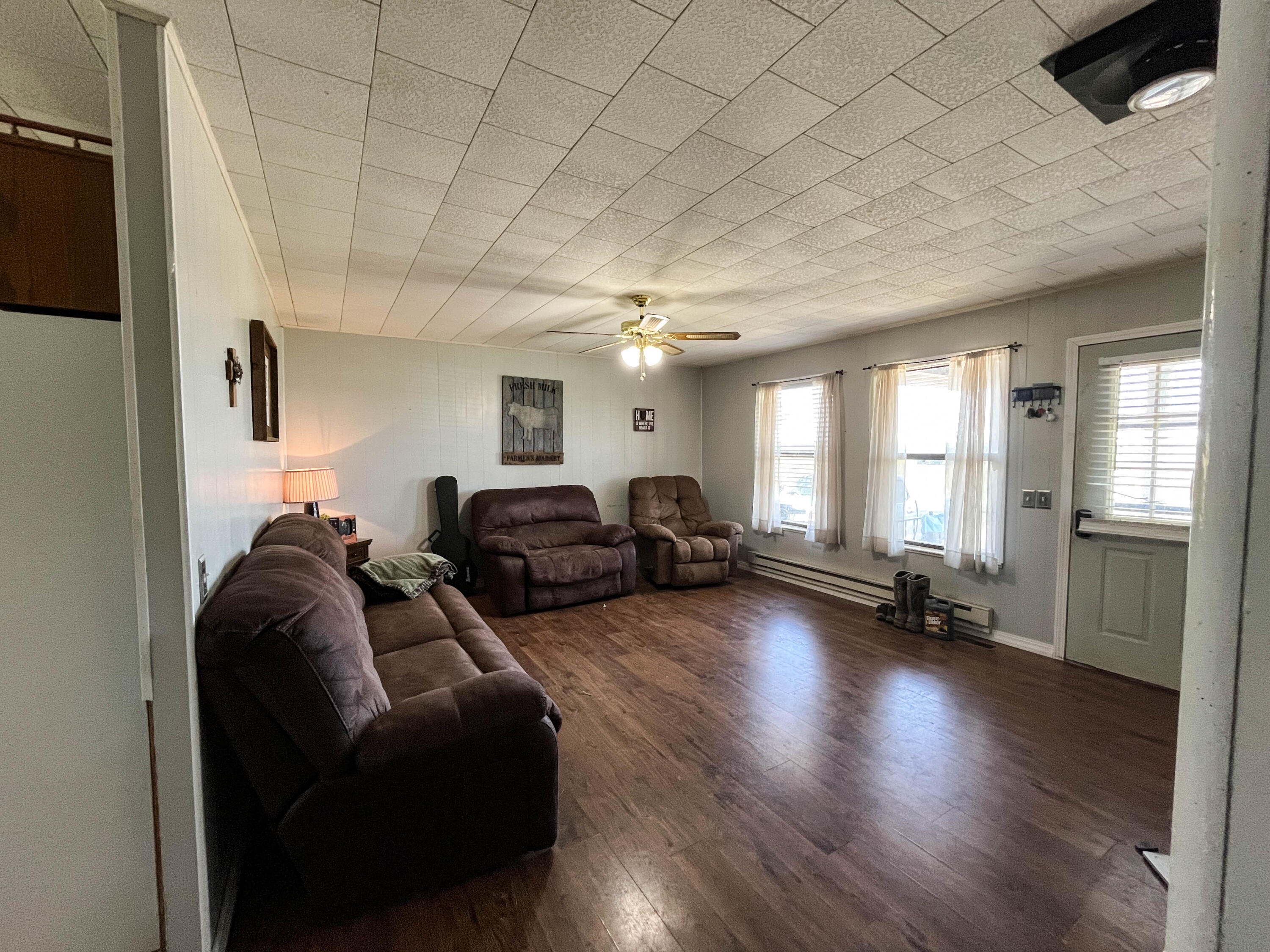 60325865 Property Photo 111