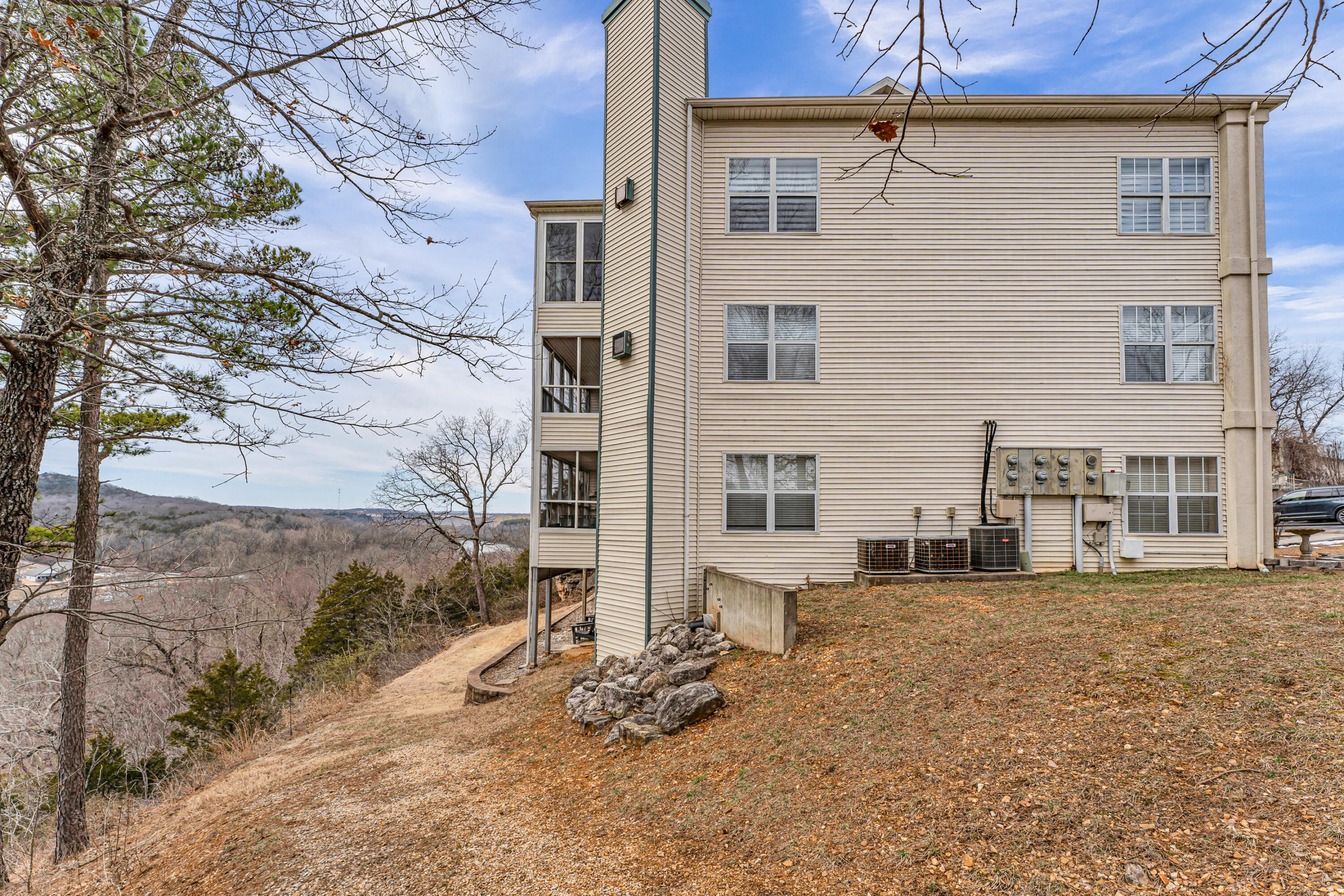 160 The Bluffs 37-4 Property Photo 33