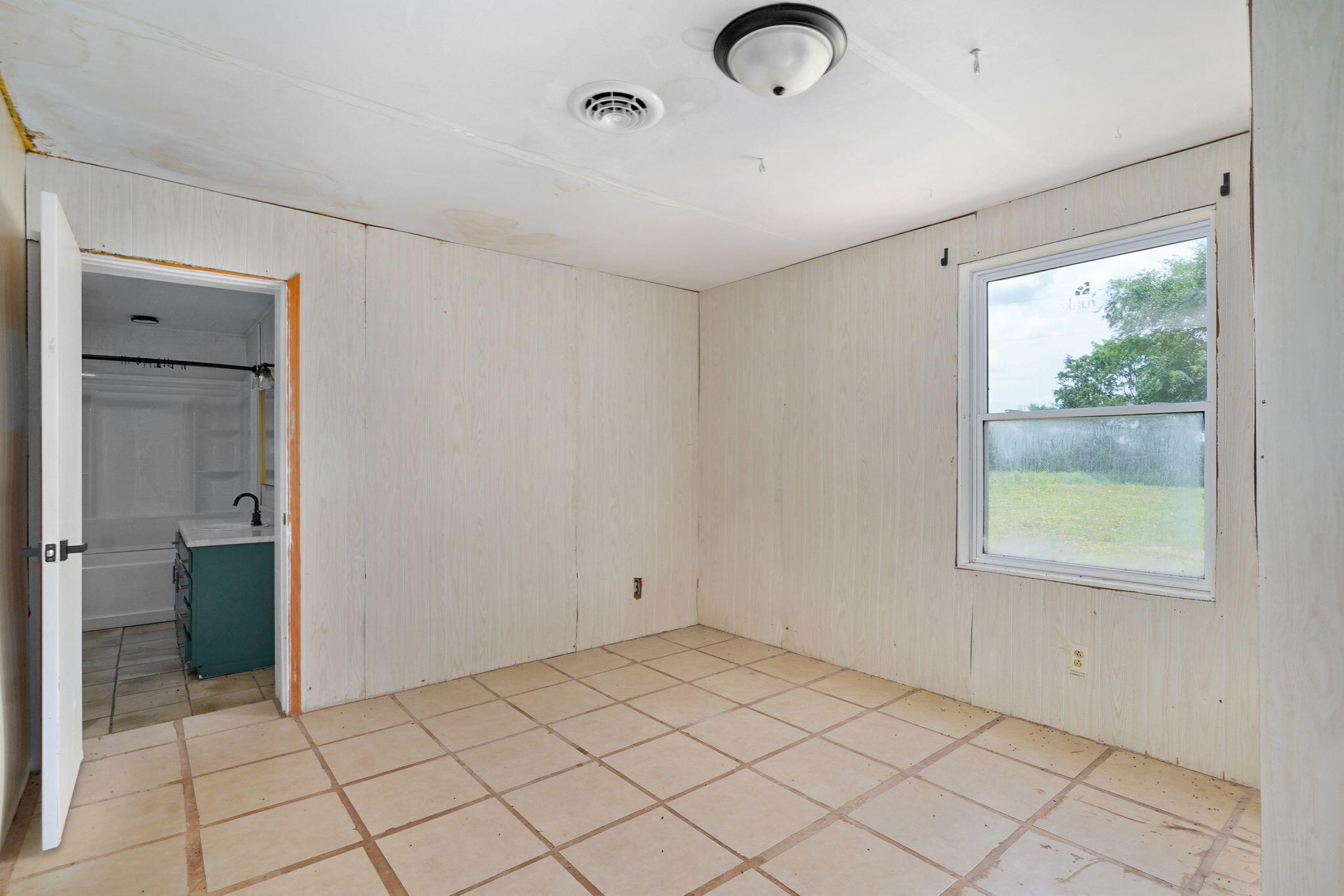 30017 Jeffries Road Property Photo 34