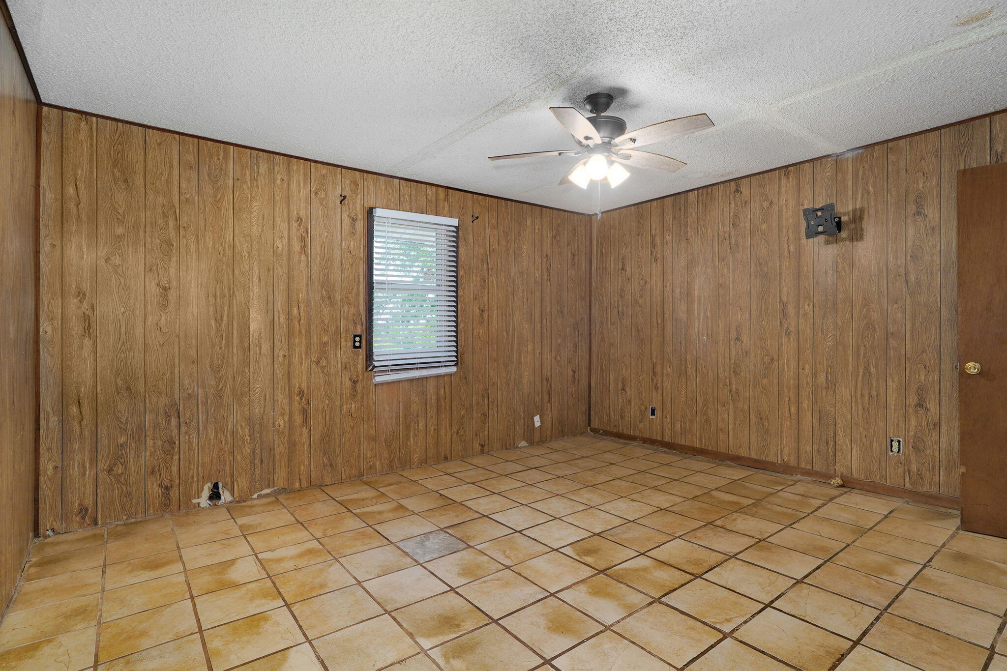 30017 Jeffries Road Property Photo 37