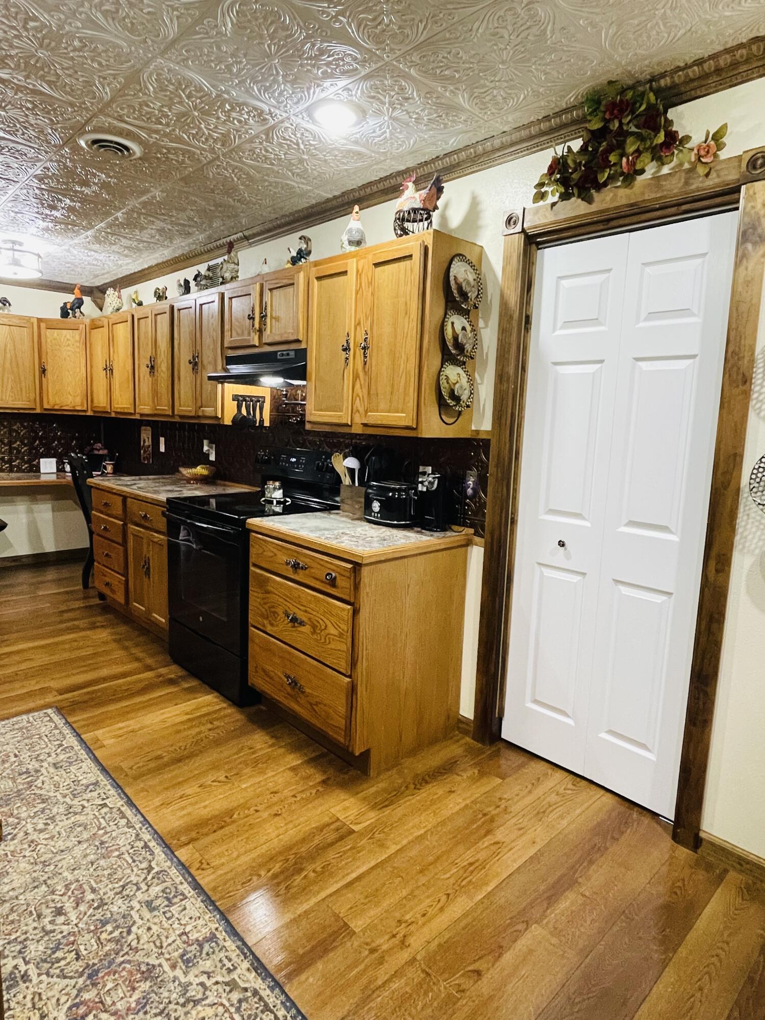 1019 North Pine Street Property Photo 15