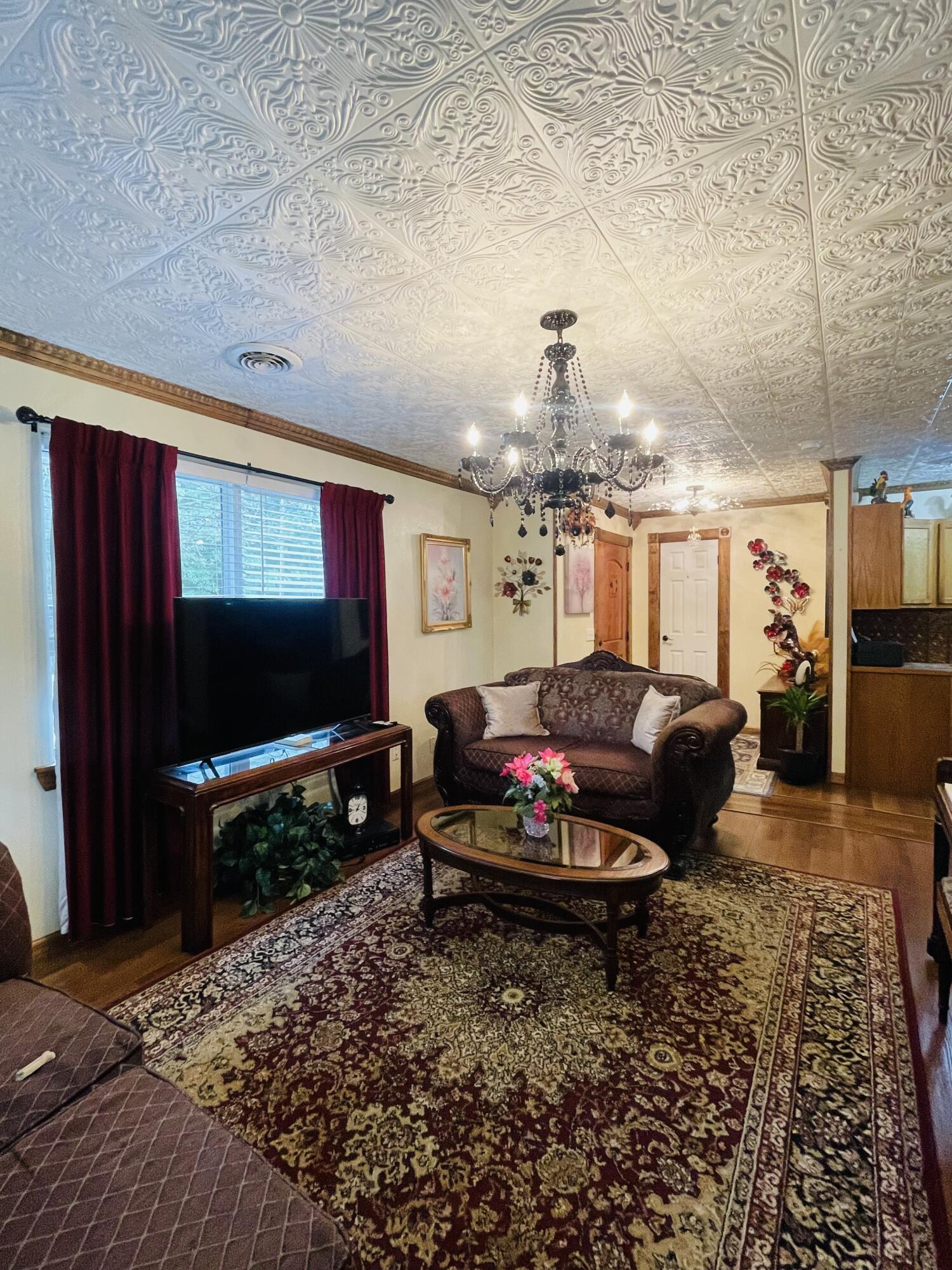 1019 North Pine Street Property Photo 28