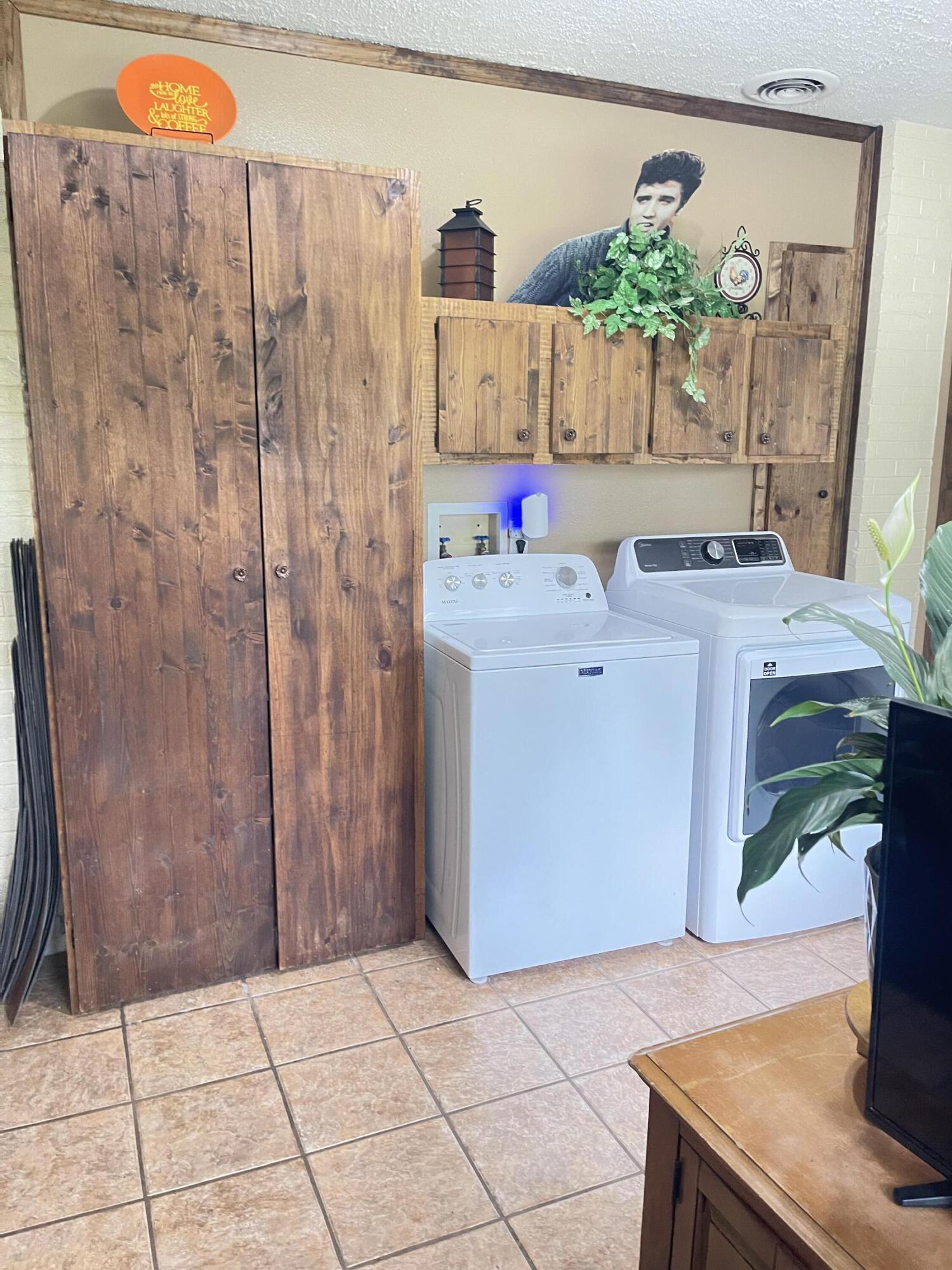 1019 North Pine Street Property Photo 56