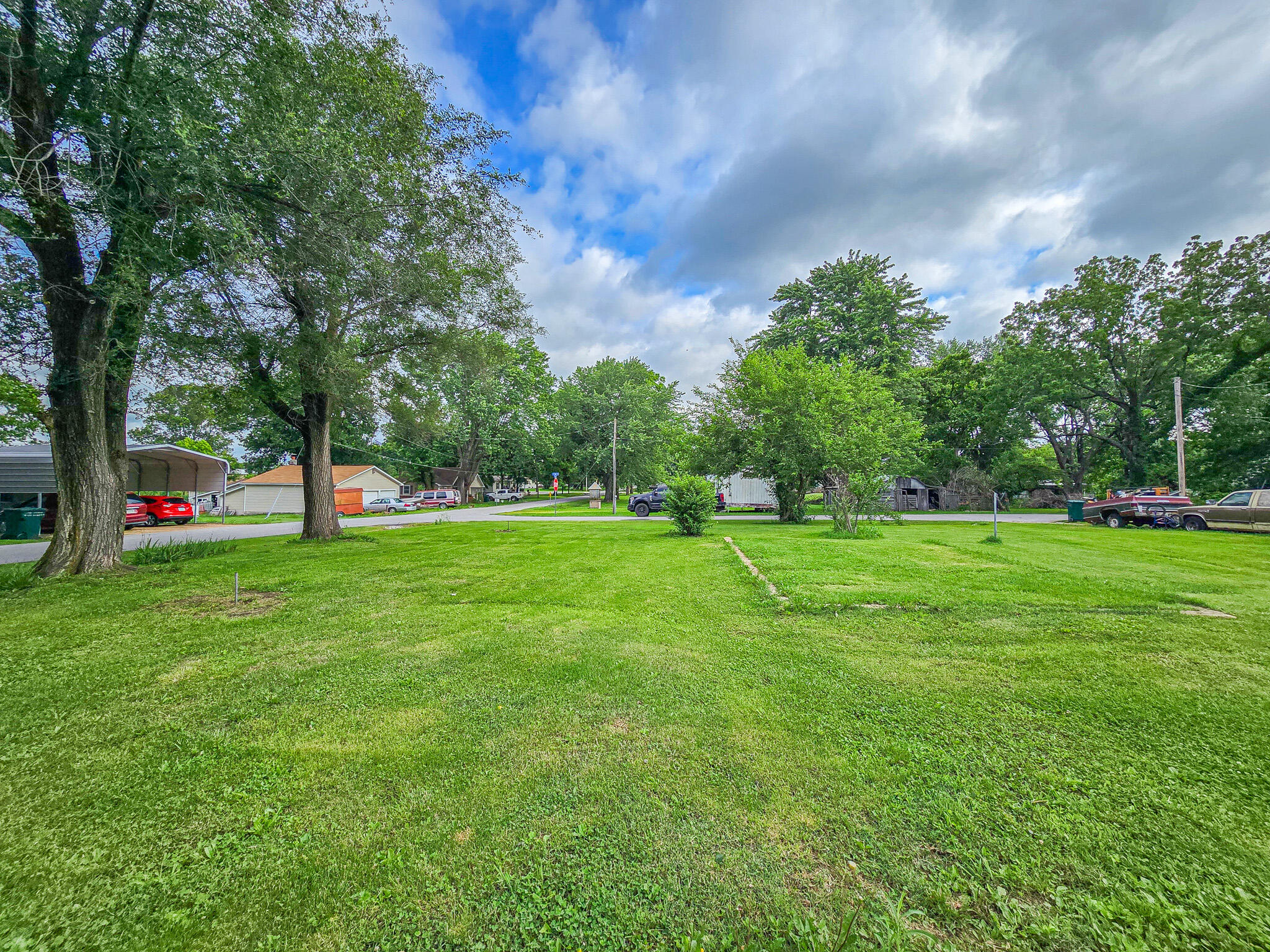 18800 2nd Avenue Property Photo 1